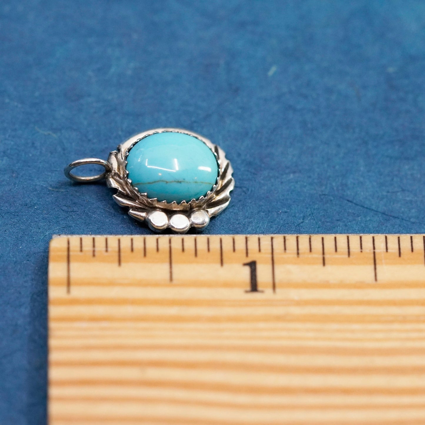 Vintage Native American navajo Sterling 925 silver handmade pendant turquoise