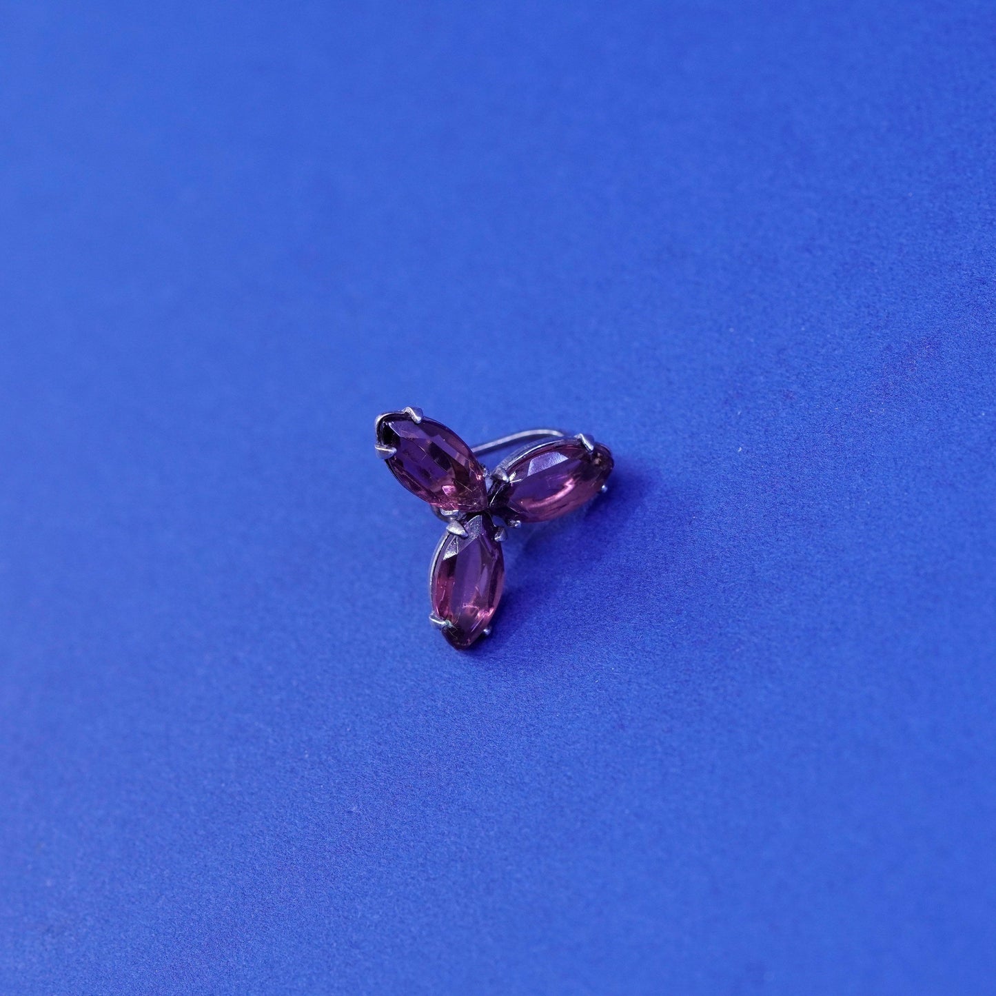 Vintage Sterling 925 silver screw back earrings with purple Rhinestone