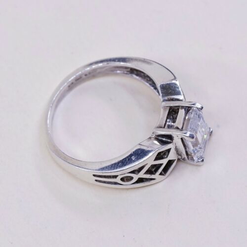 Sz 6.75 Vtg Sterling silver handmade ring, 925 silver Engagement band W/ CZ