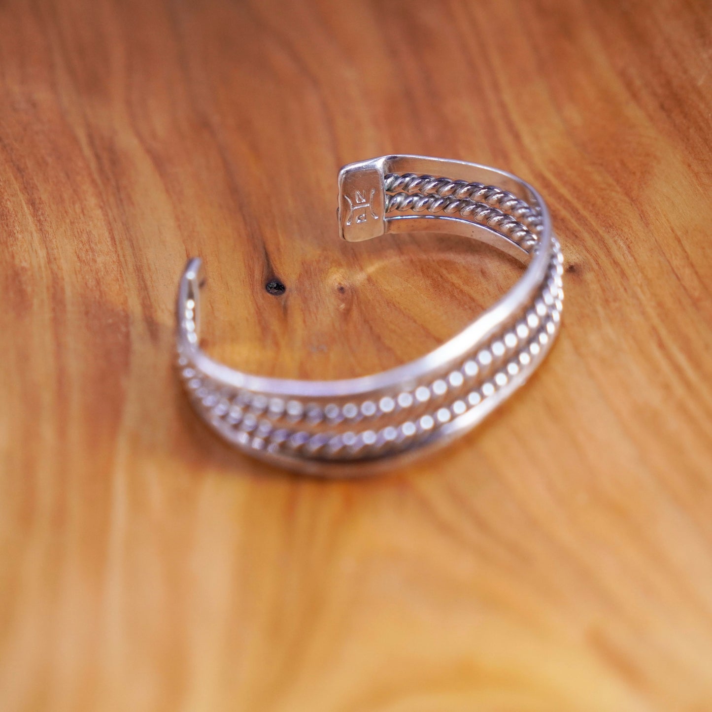 6.25”, vtg native American Sterling silver handmade bracelet, textured 925 cuff