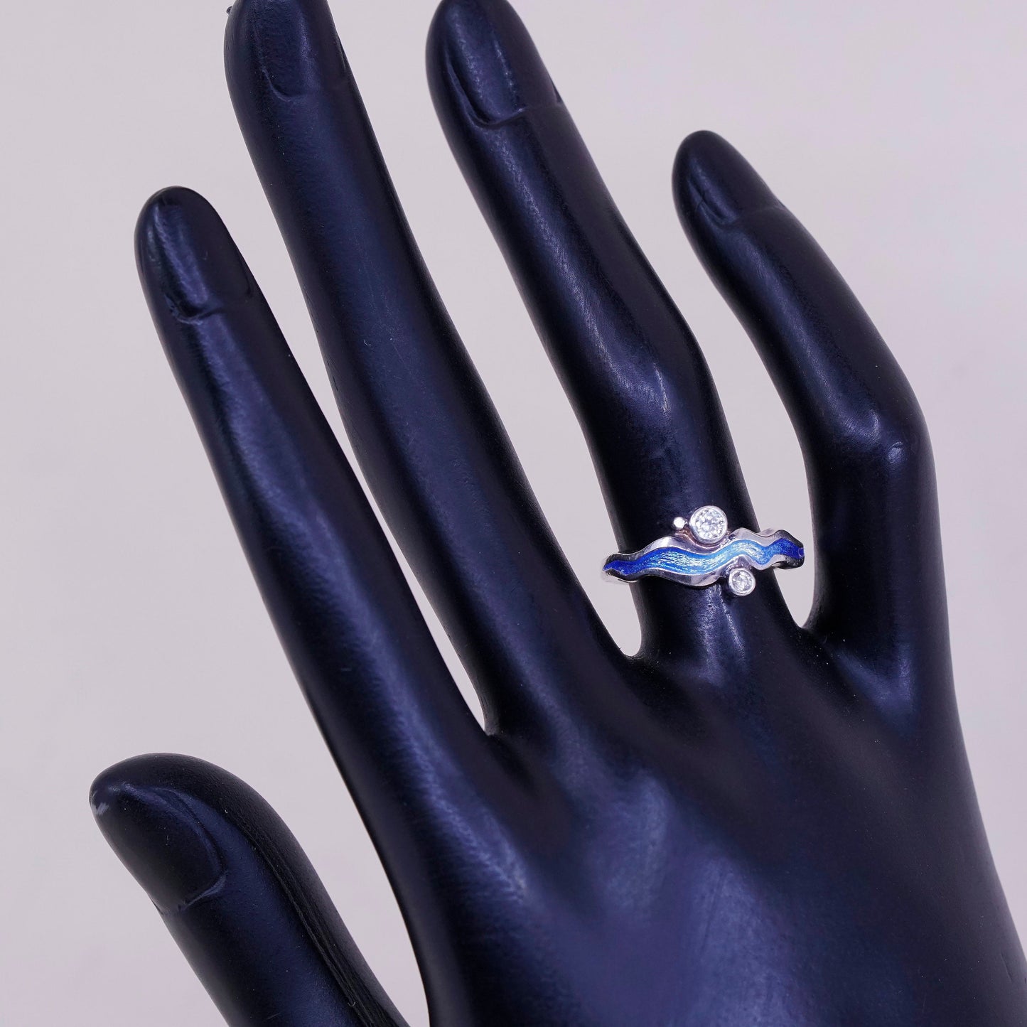 sz 6.5, vtg Sterling silver handmade ring, 925 band w/ blue enamel wave and Cz