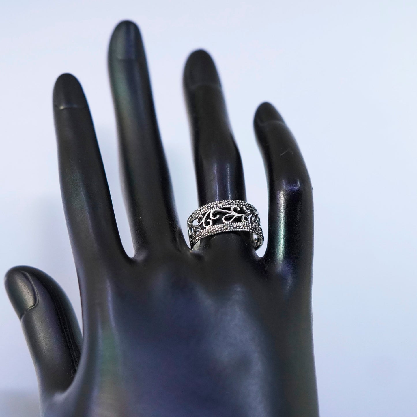 Size 7.75, vintage Sterling 925 silver handmade ring, filigree band