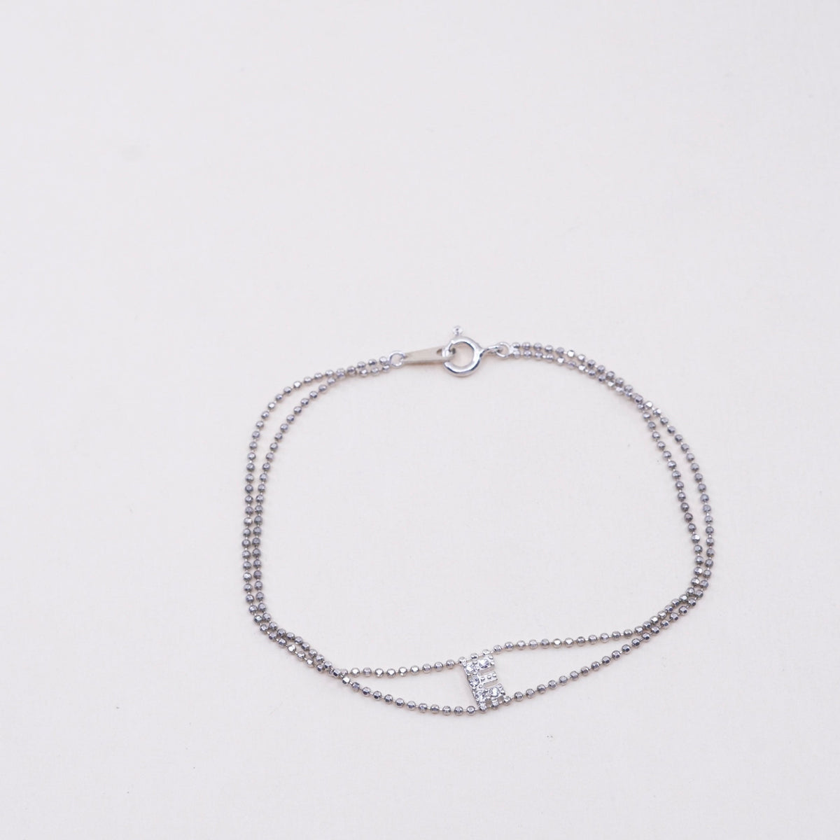 7”, 1mm, vtg sterling silver bracelet, double 925 beads with initial E and Cz