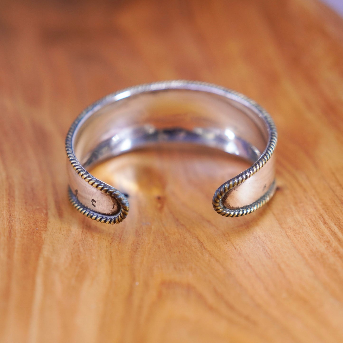6.5”, vtg two tone Sterling silver bracelet, southwestern 925 cuff brass cable
