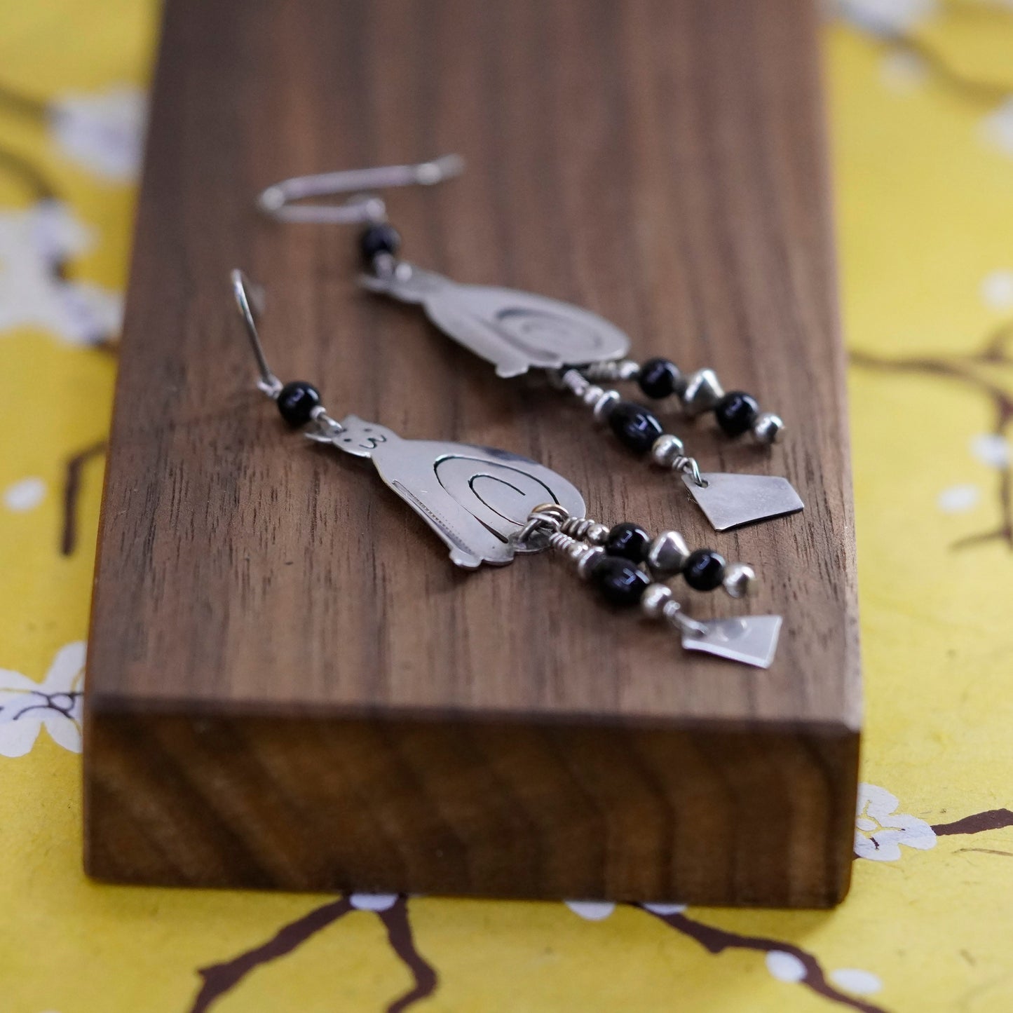 Vintage Sassi La Muth Sterling silver handmade earrings, 925 cat obsidian beads