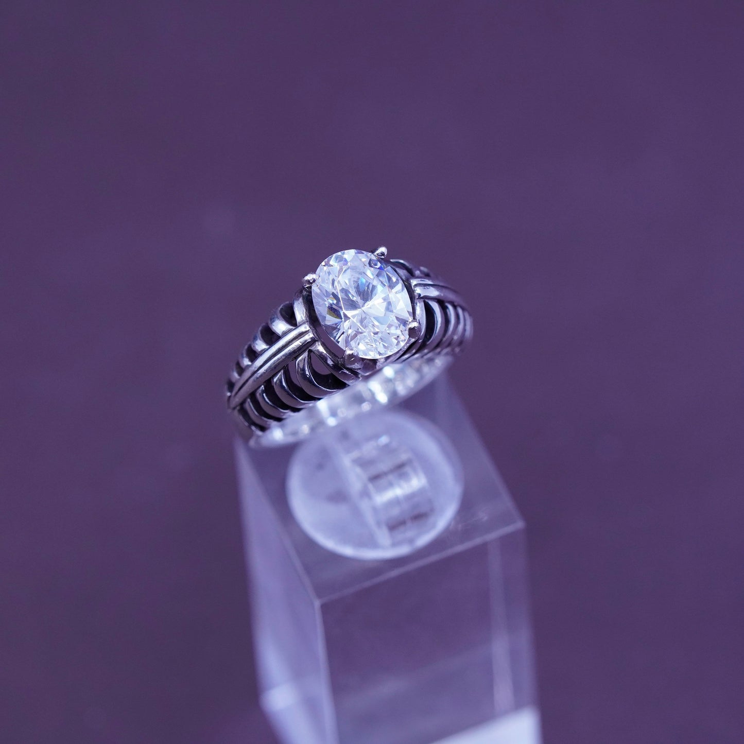Size 6, Vintage kabana Sterling Silver Handmade ring, 925 ribbed band with Cz