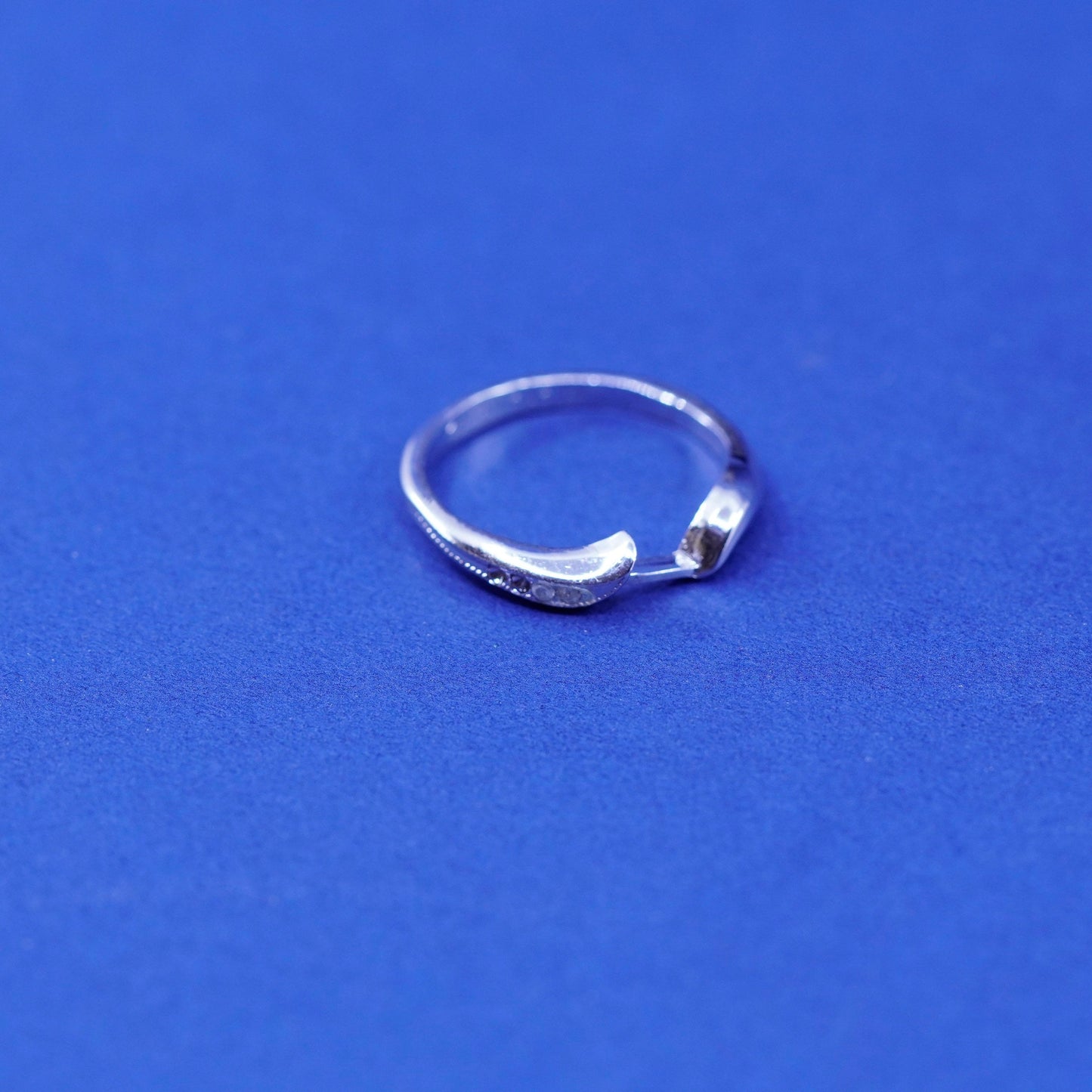 Size 7, vintage Sterling silver handmade ring, 925 band with cz details