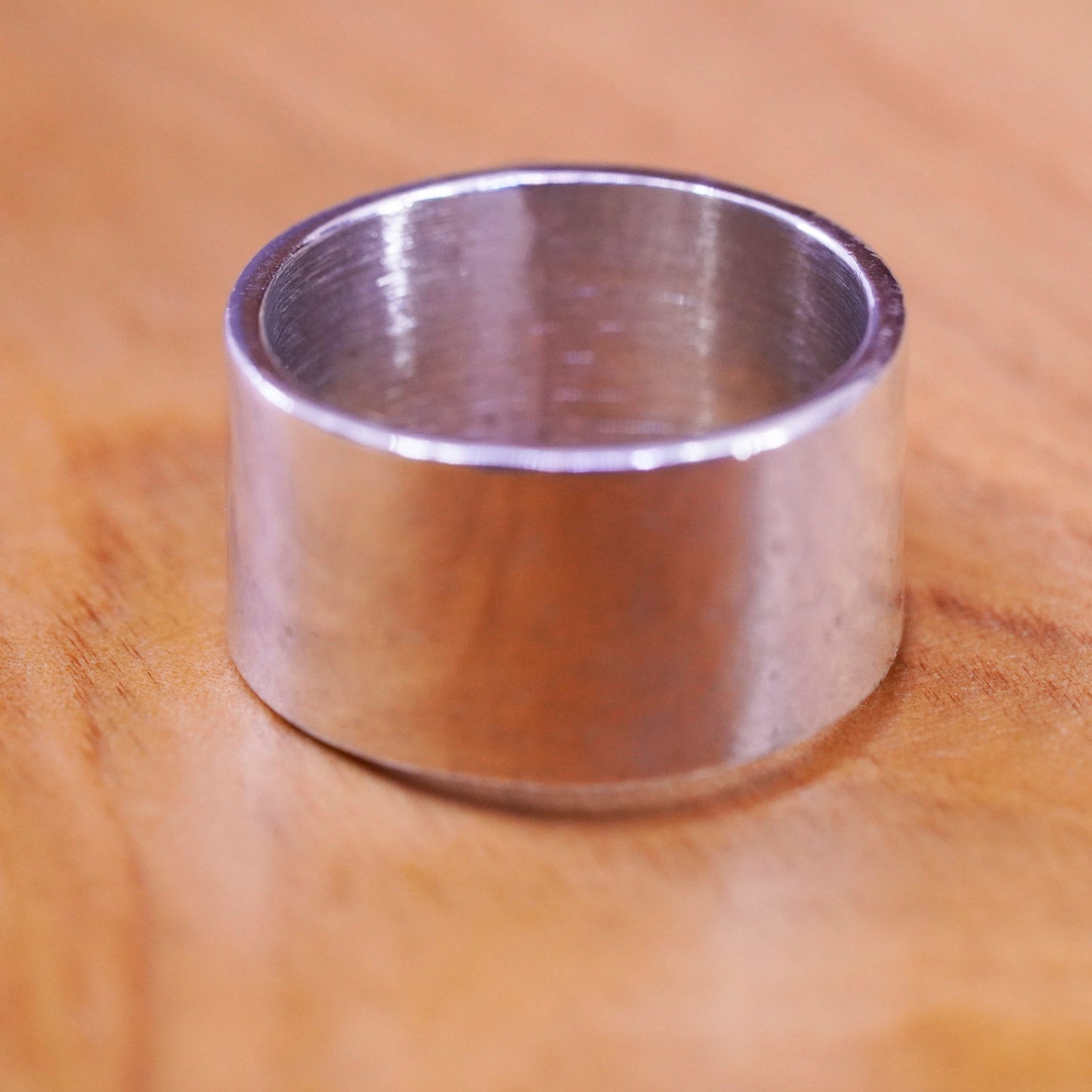 Size 6, vintage modern Sterling 925 silver handmade band ring with pearl