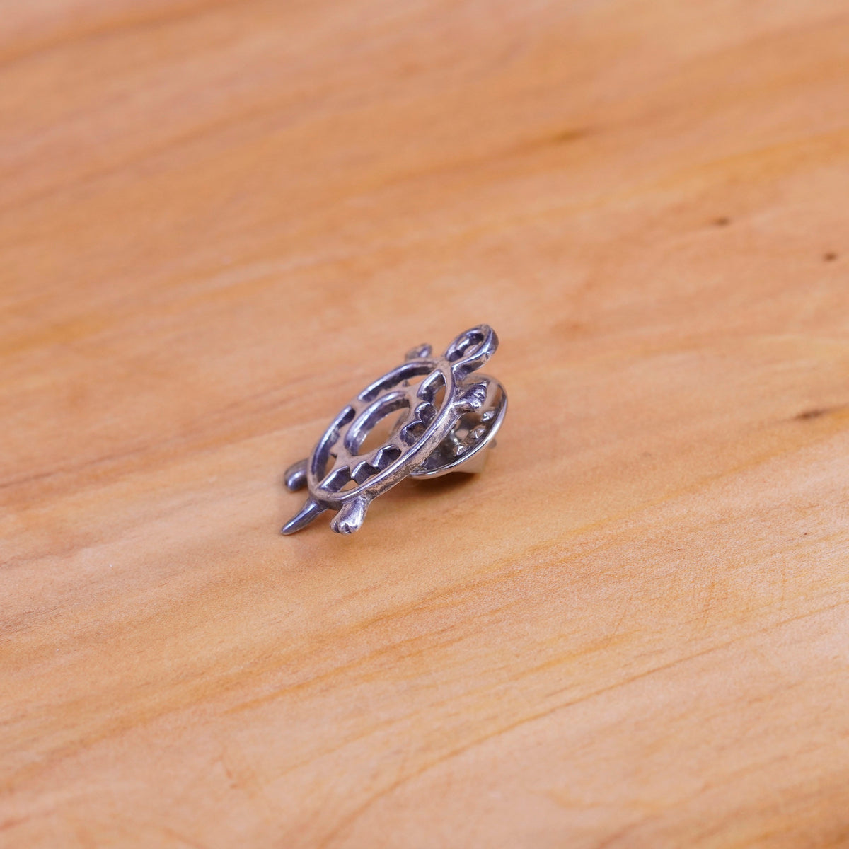 Vintage handmade sterling 925 silver turtle brooch pin