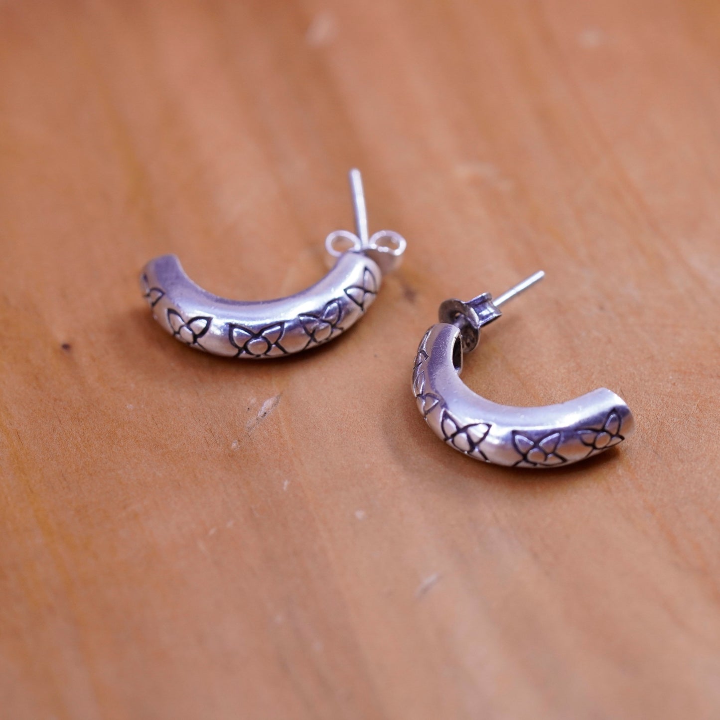 0.75”, Sterling silver handmade earrings, textured 925 huggie studs