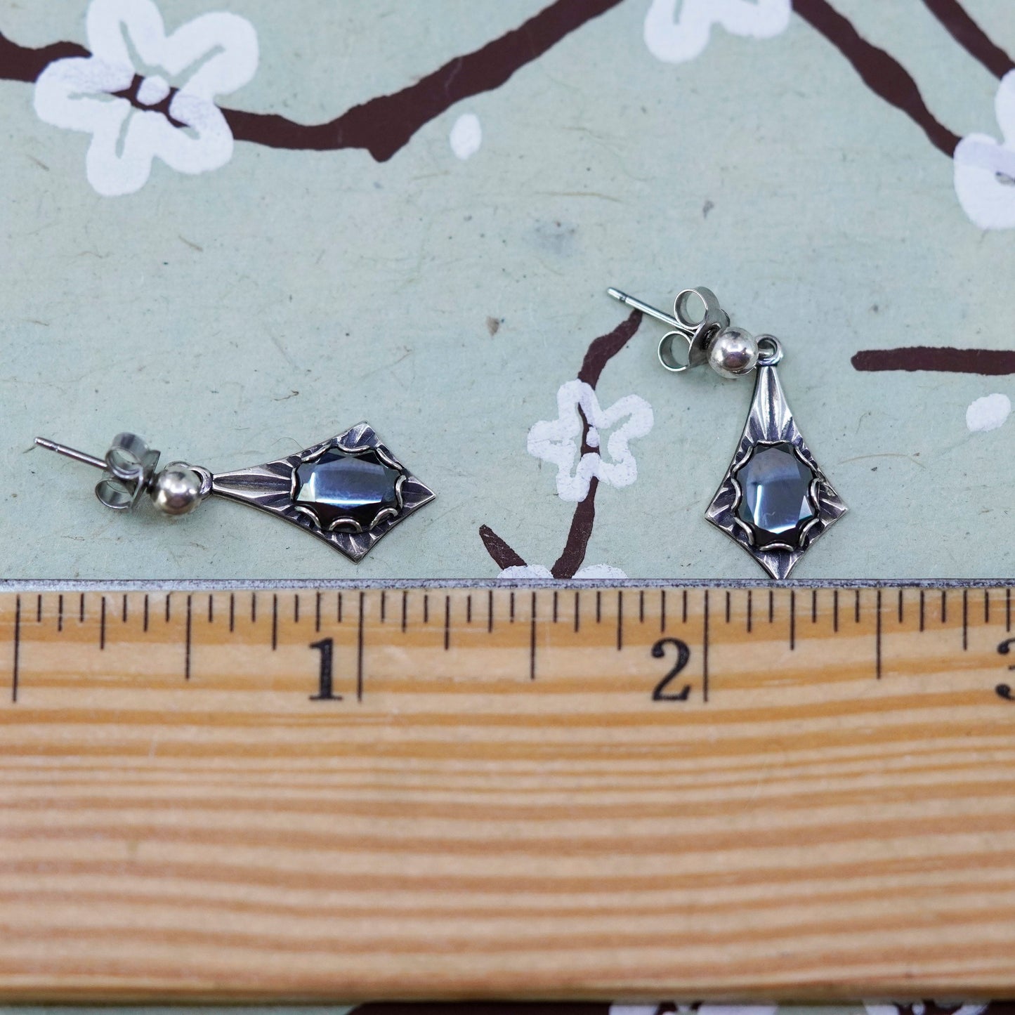 Vintage 925 Sterling silver handmade earrings with teardrop hematite