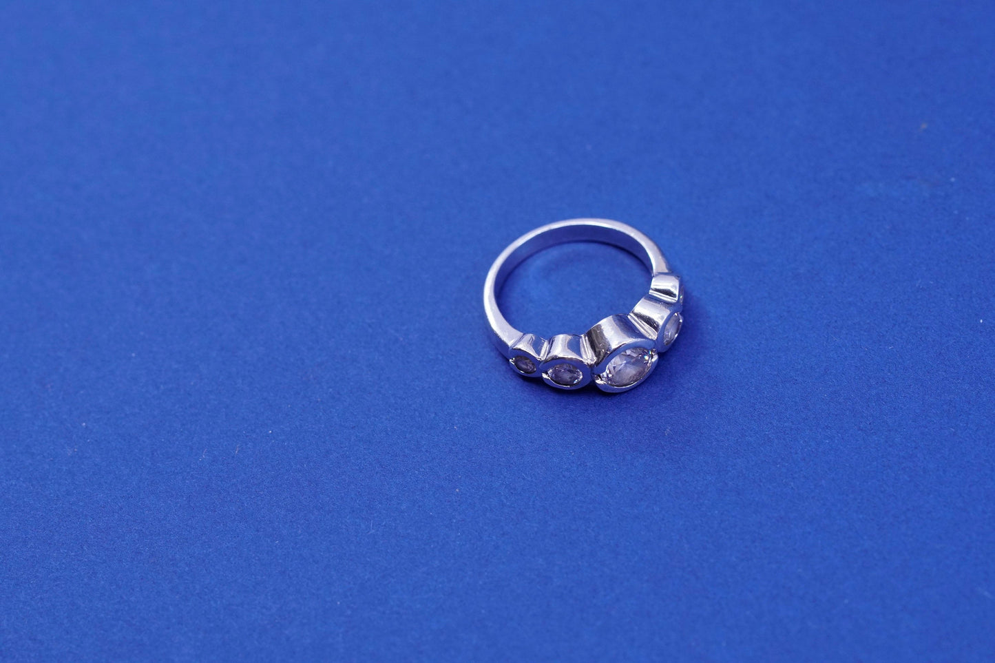 Size 7.25, vintage Sterling silver ring, solid 925 silver band with clear cz