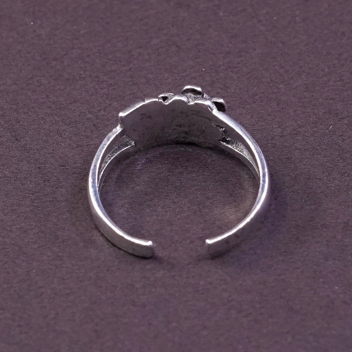 sz 4.25, vtg Sterling silver handmade ring, 925 flower and leaves w/ cz