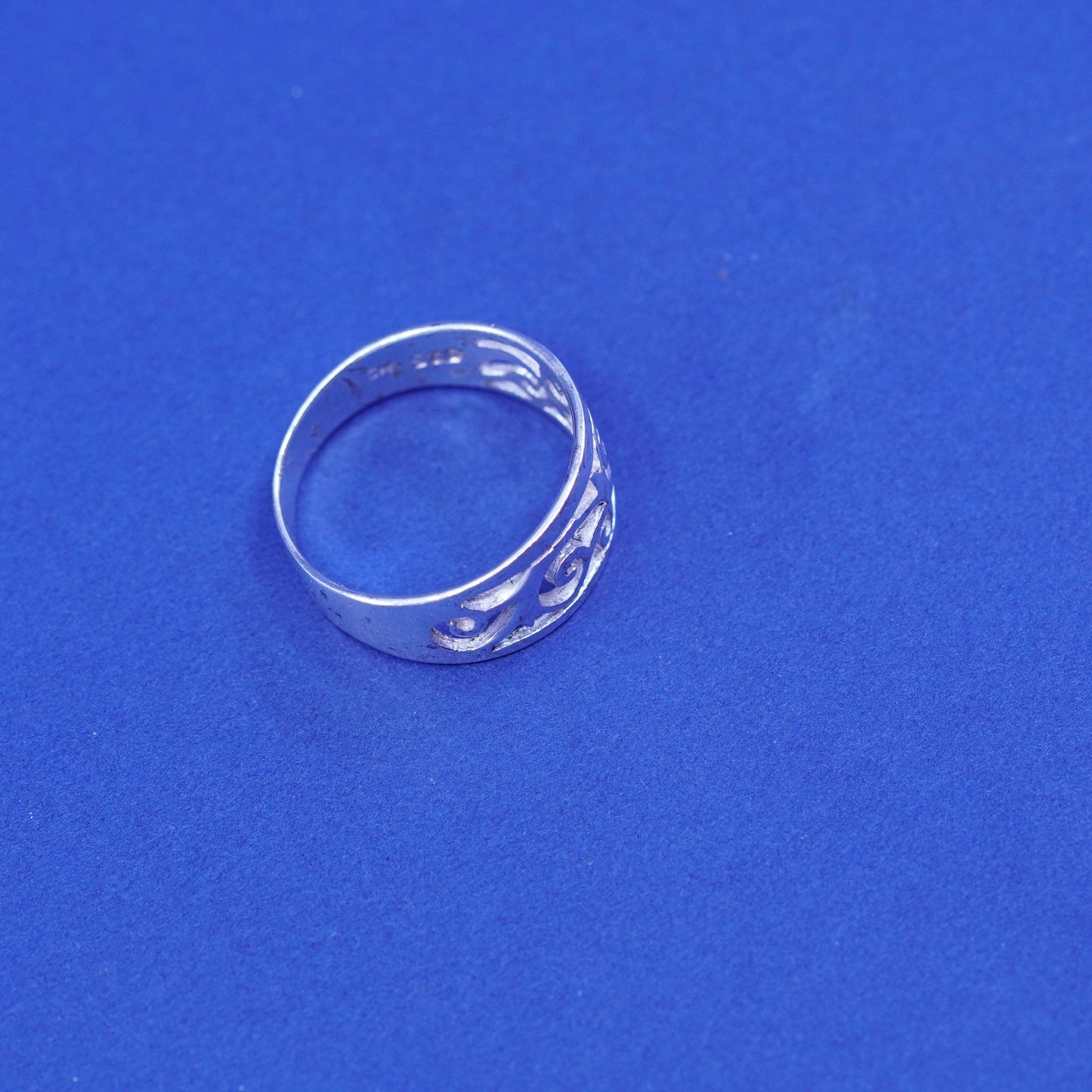 Size 9, vintage Sterling silver handmade ring, 925 Filigree swirl band