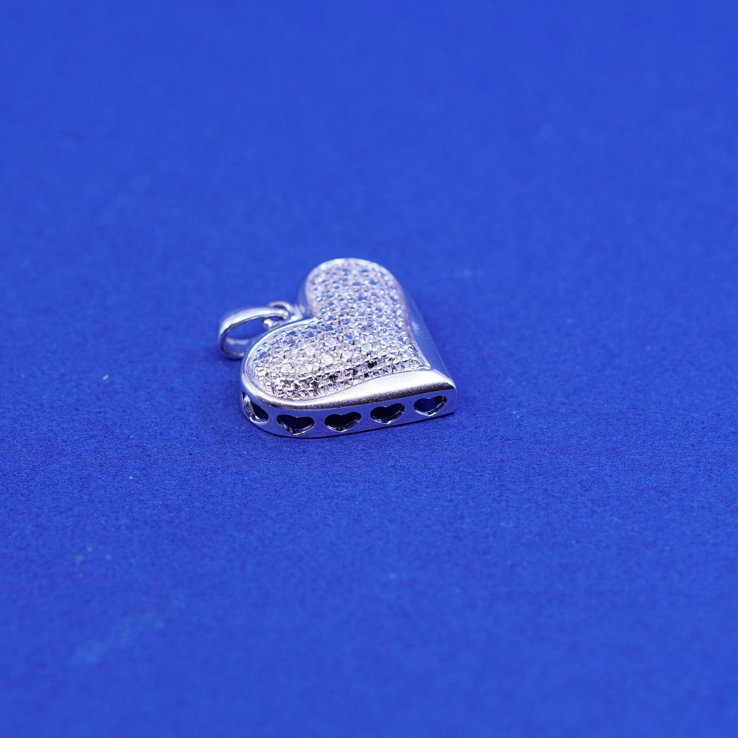 Vintage Sterling 925 silver heart pendant with diamond