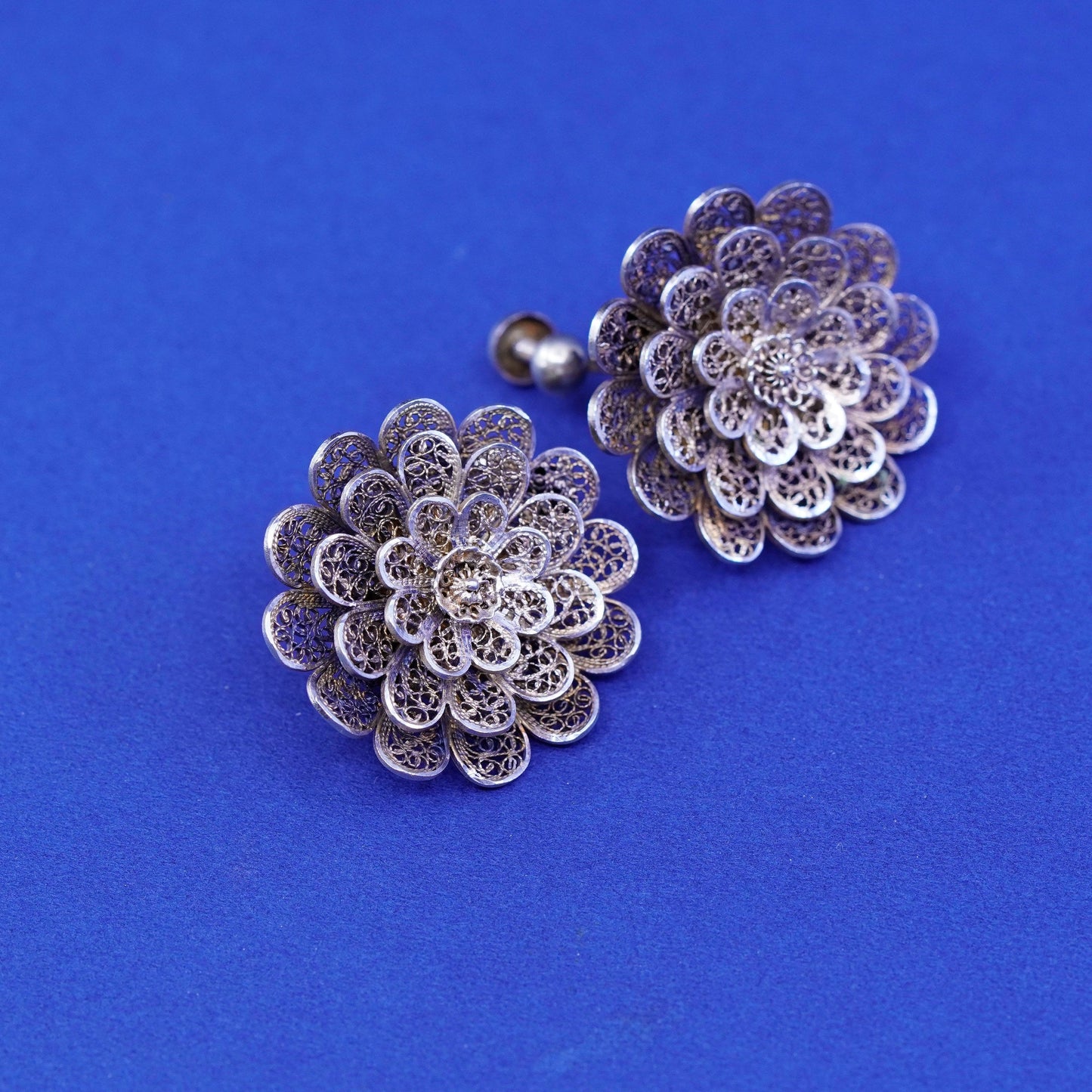 vtg gold Sterling silver handmade earrings, filigree 925 flower screw back