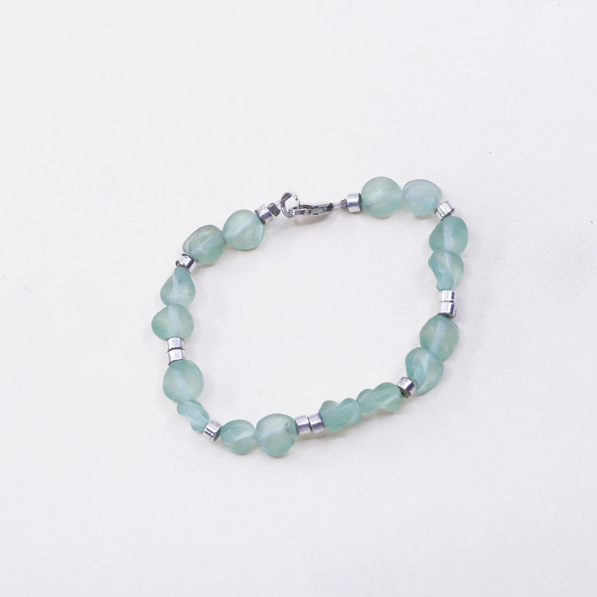 6.75”, vtg 925 Sterling silver handmade bracelet with sea washed glass nugget