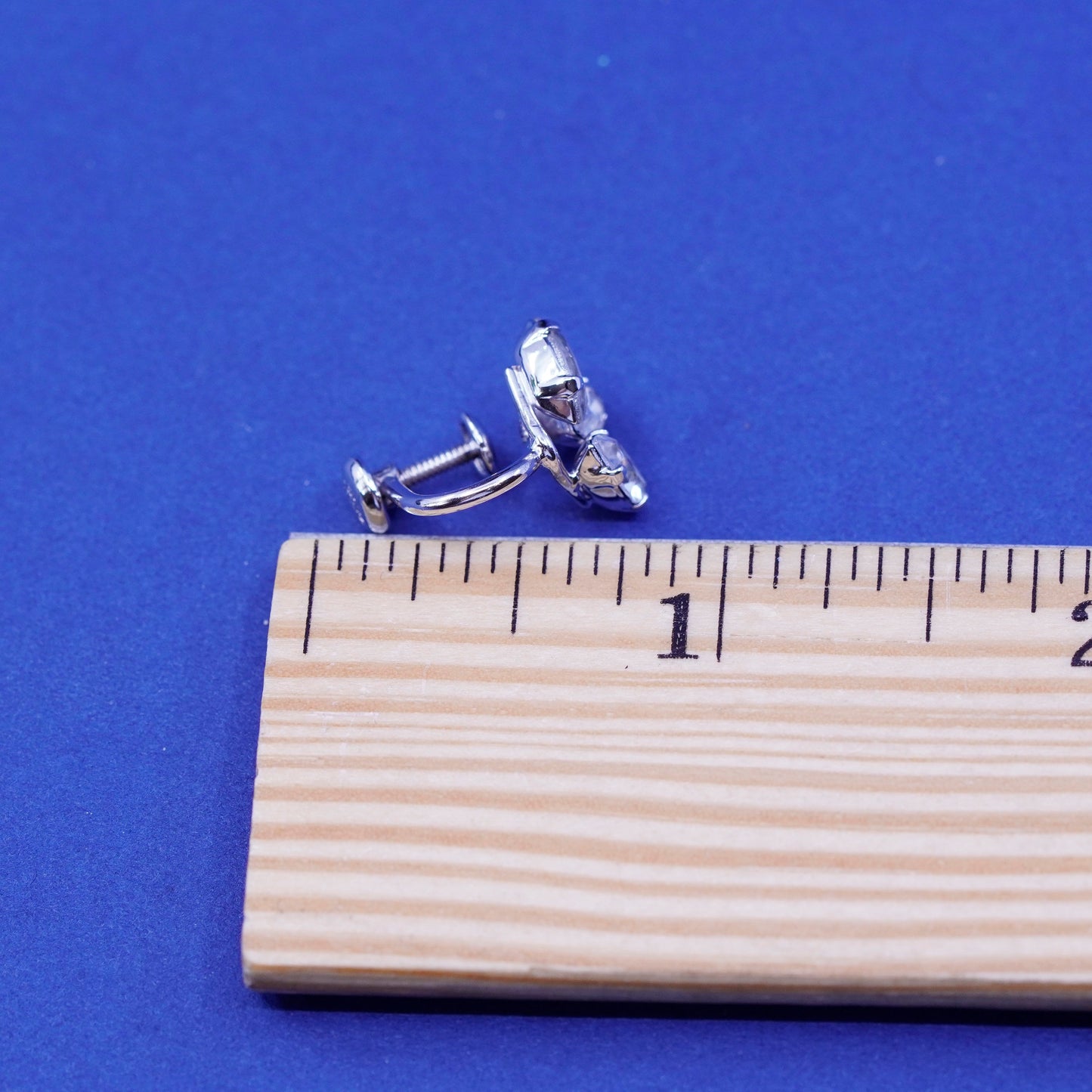 Vintage vandell Sterling 925 silver screw back earrings with clear Rhinestone