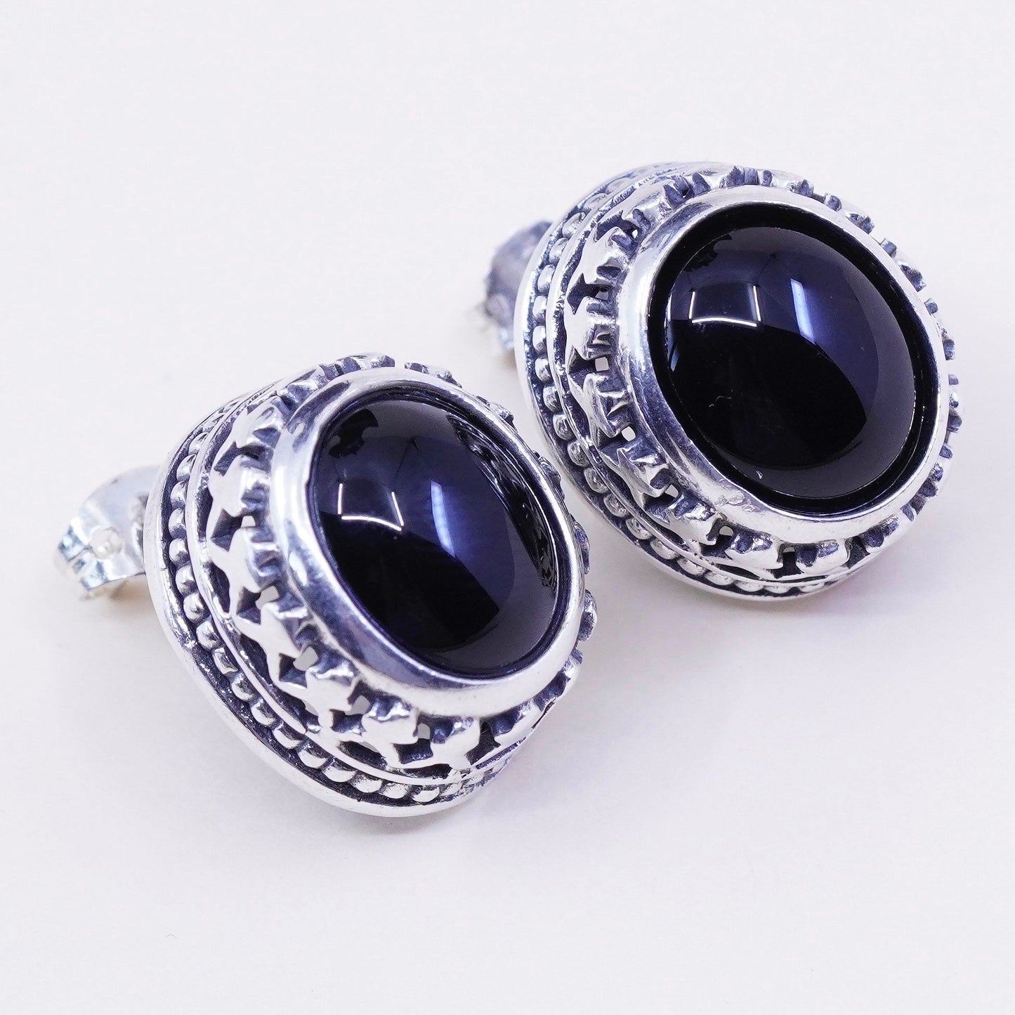 Vintage Sterling silver handmade earrings, filigree 925 studs with oval onyx
