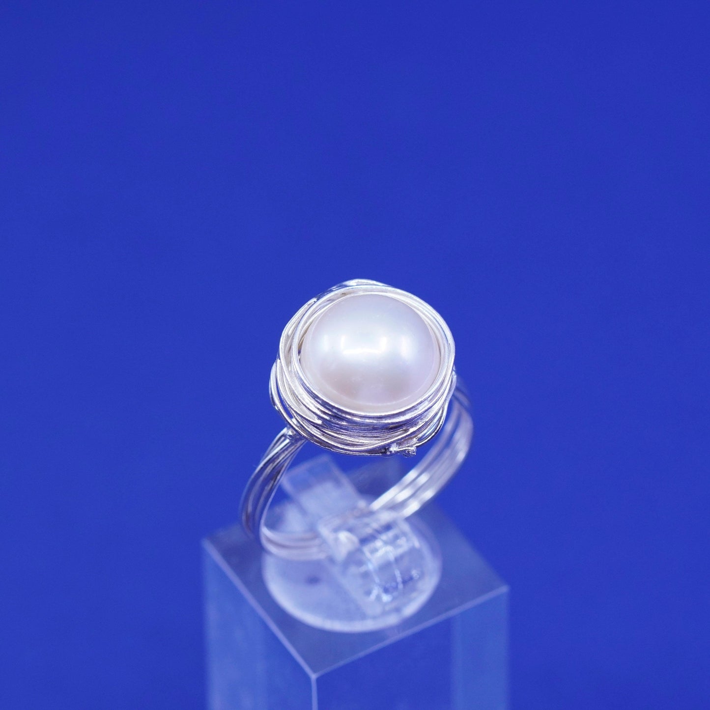 Size 9.5, vintage hammered textured Sterling 925 Silver wired ring with pearl