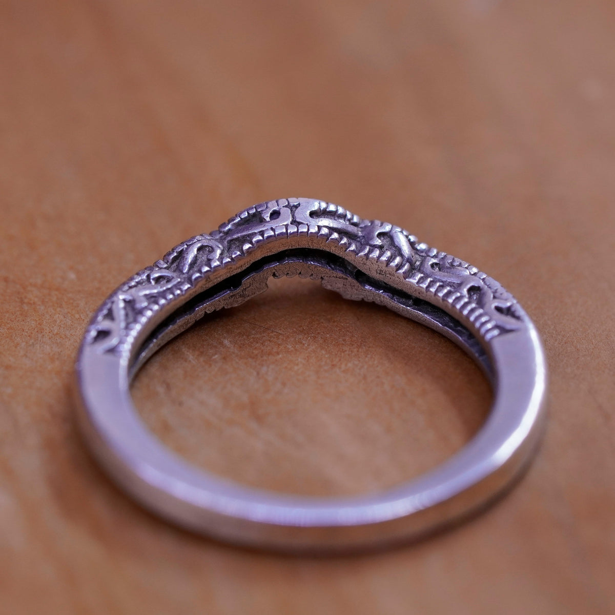 Size 6, vintage Sterling 925 silver wedding band ring with clear crystal