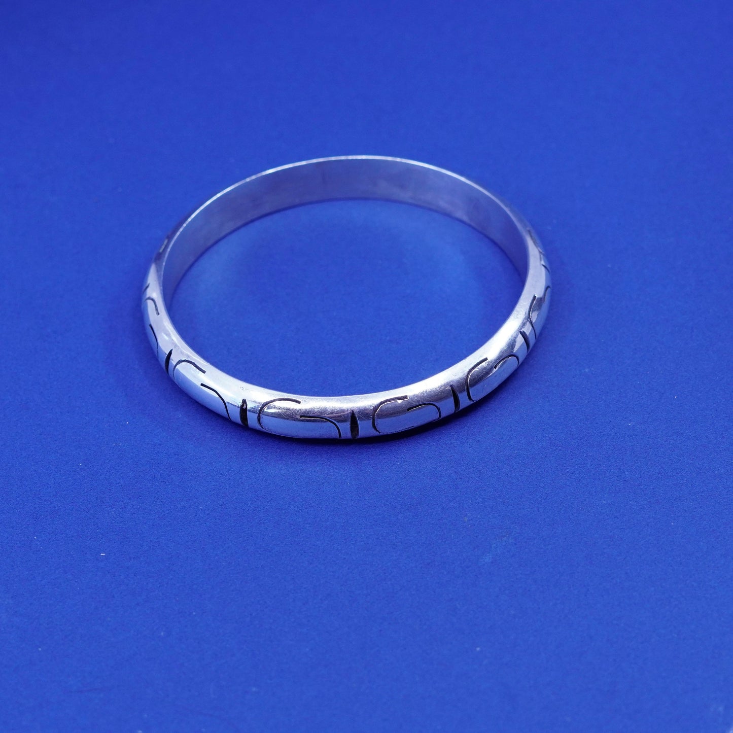 8.25”, vintage Taxco sterling silver handmade bracelet, 925 textured bangle