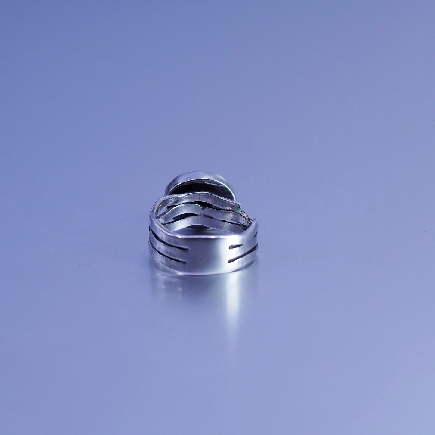 Size 7, vintage Sterling 925 silver handmade ring with moonstone