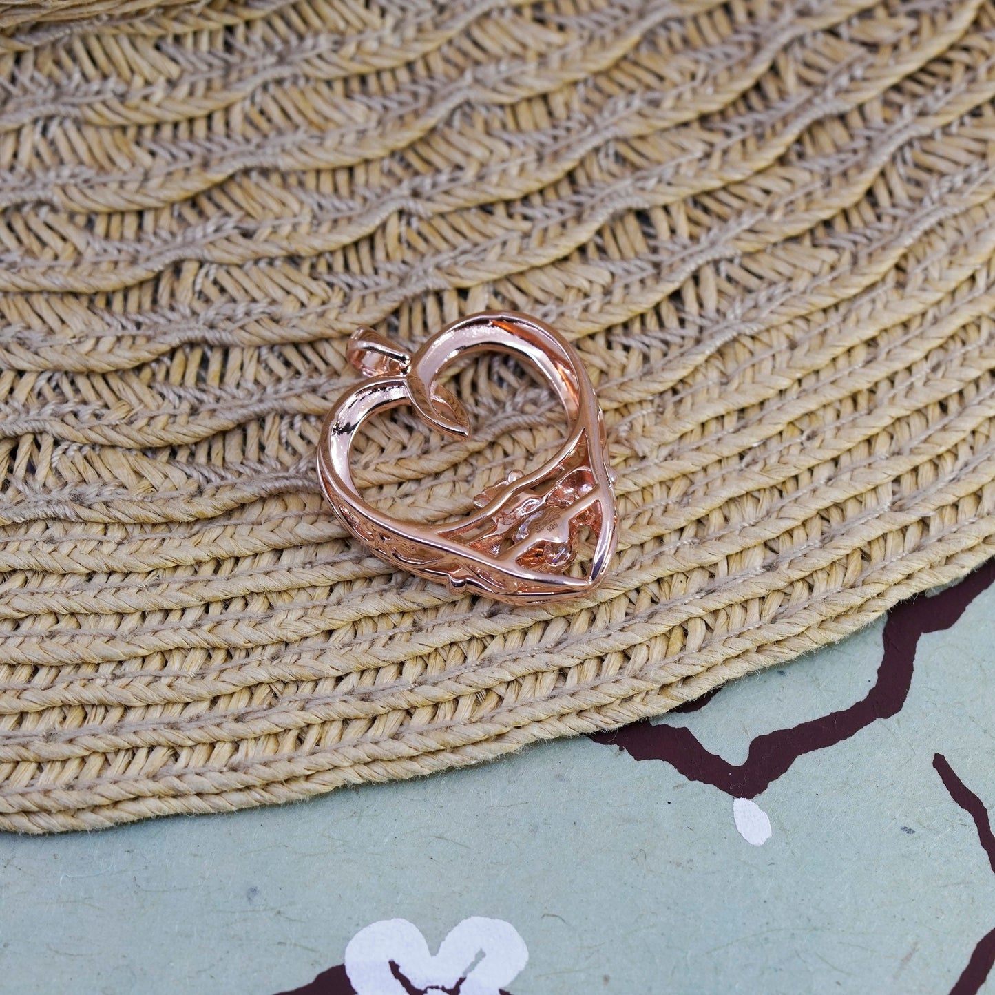 BORU vermeil rose gold Sterling 925 silver Celtic Claddagh Heart Dancing cz