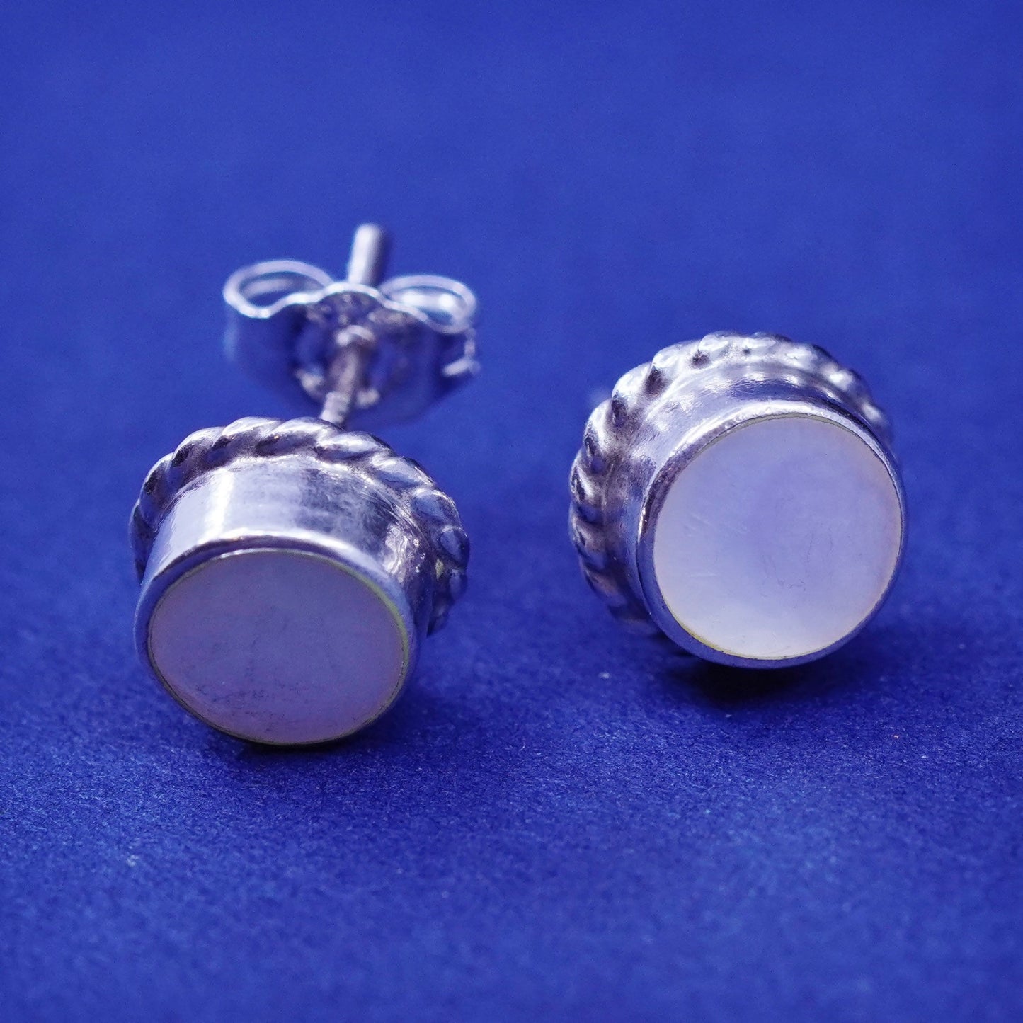 Vintage Sterling 925 silver studs with mother of pearl, earrings