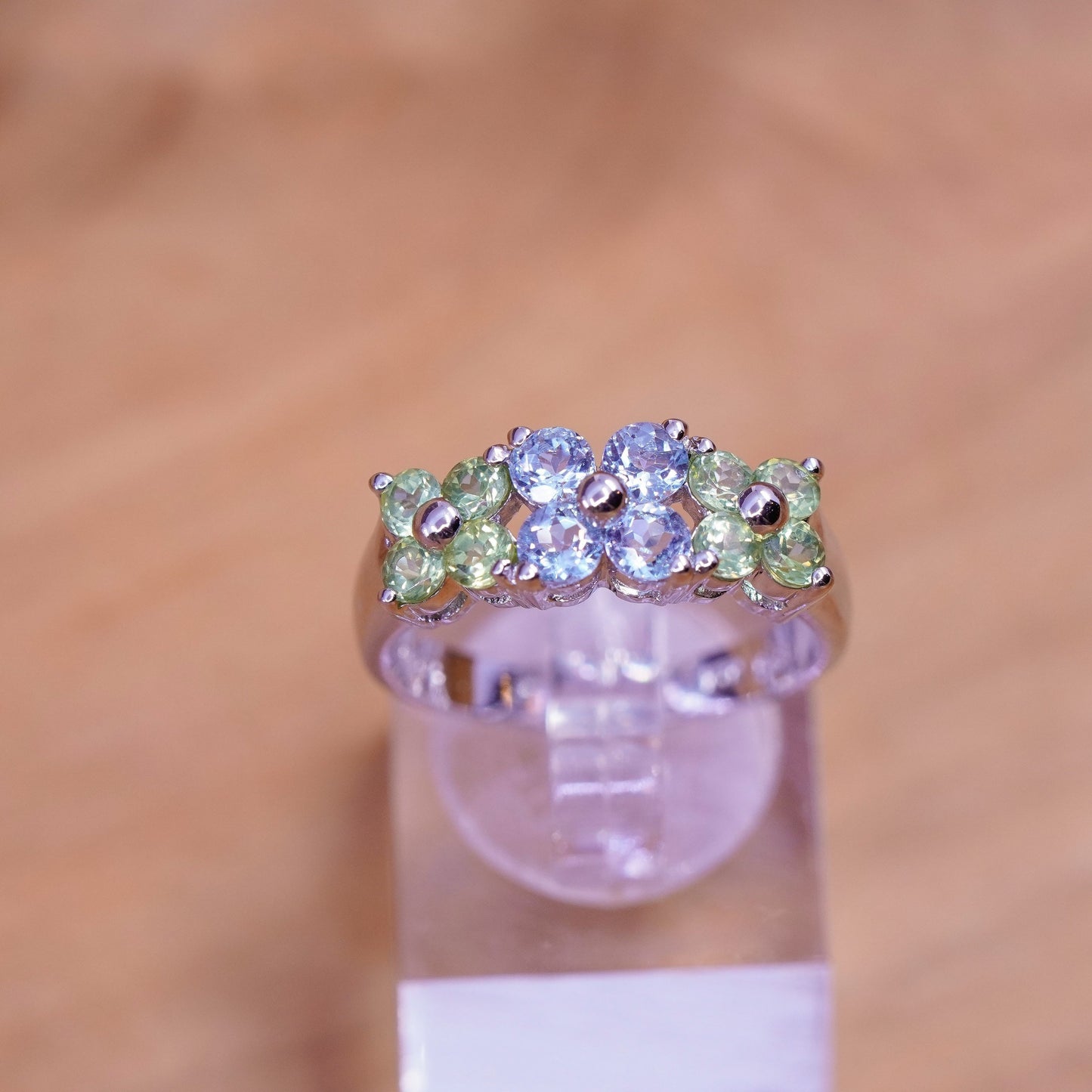Size 8.25, vintage Sterling 925 silver handmade ring with peridot and topaz