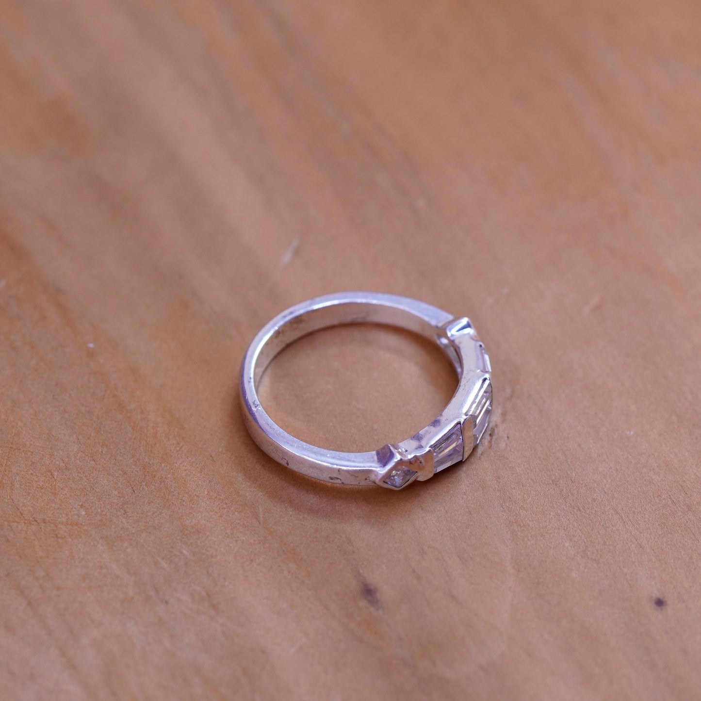 Size 5, vintage Sterling silver ring, 925 band with cz