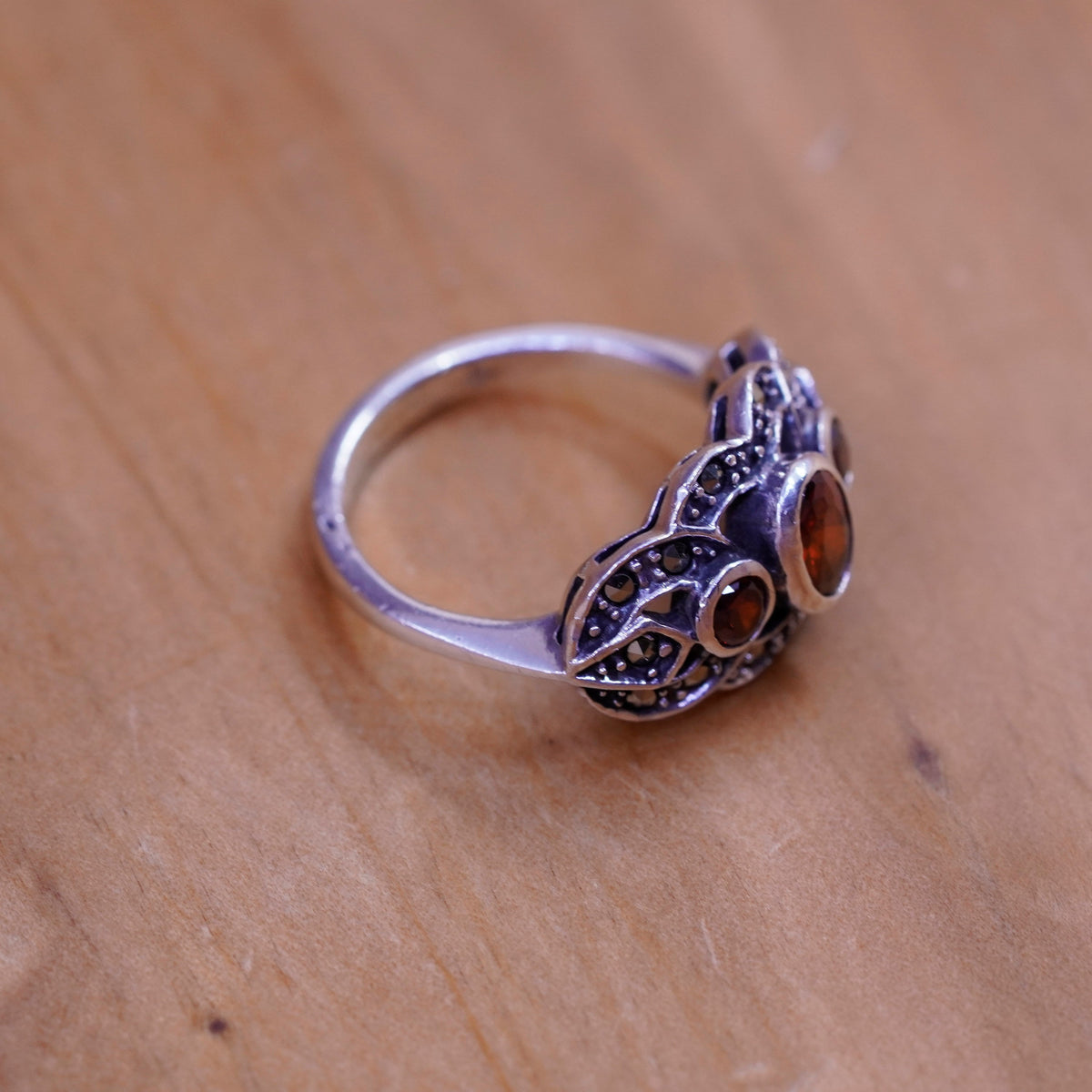 Size 6, vtg Sterling 925 silver handmade statement ring with ruby and marcasite