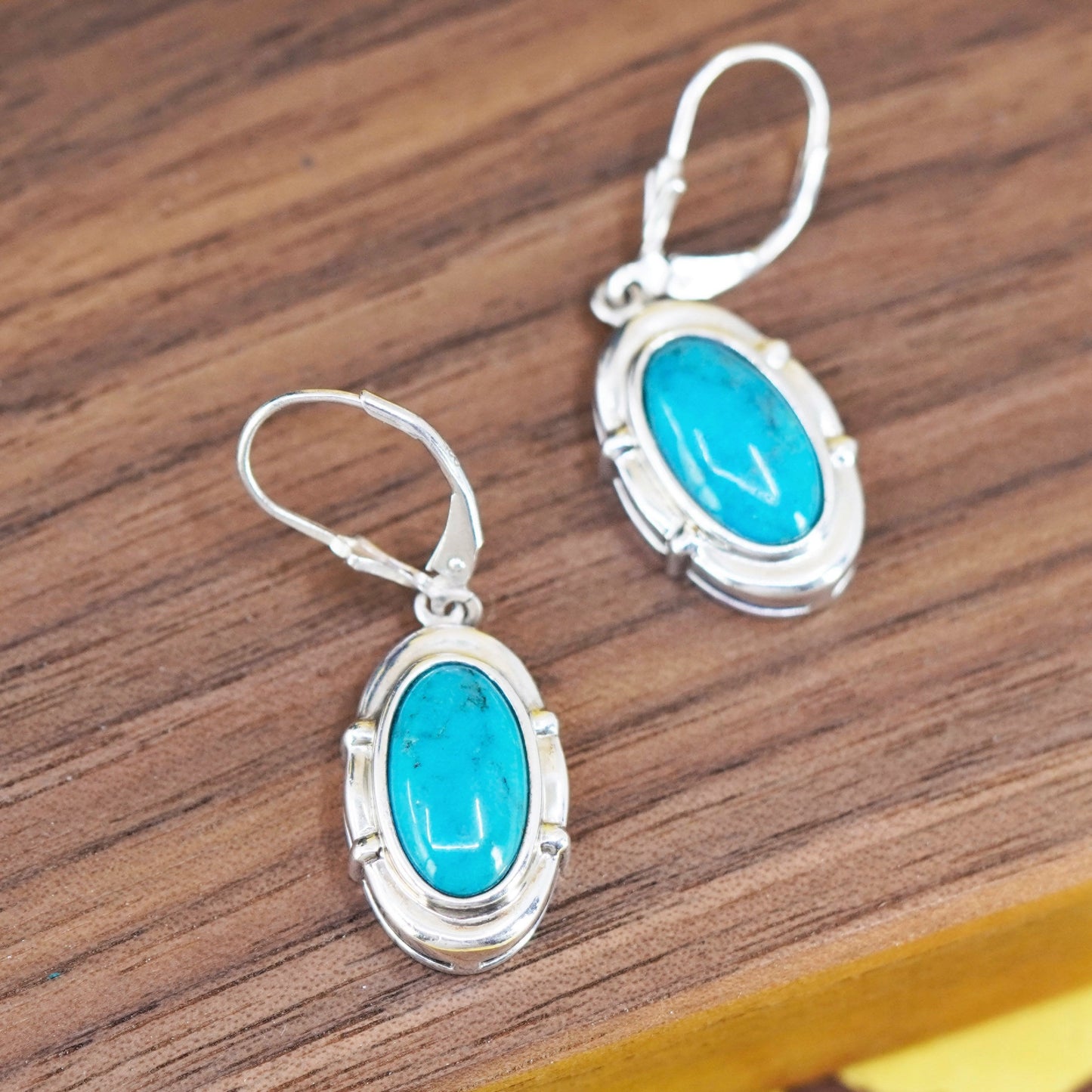 Vintage Sterling 925 silver handmade oval earrings with turquoise