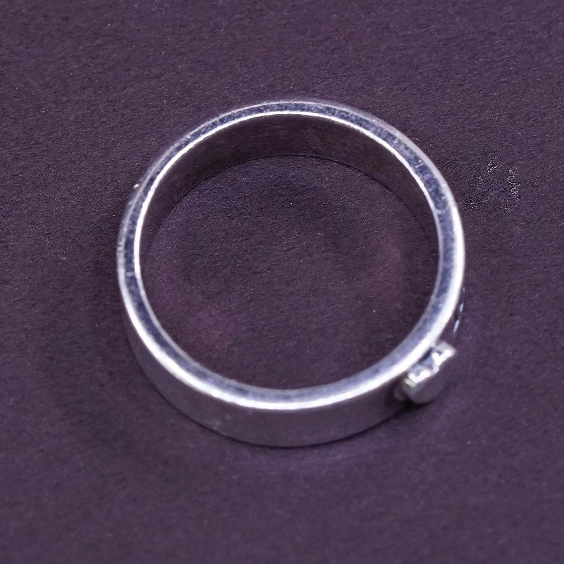 sz 6, vtg Sterling silver handmade ring w/ heart Embossed “hug”, 925 band