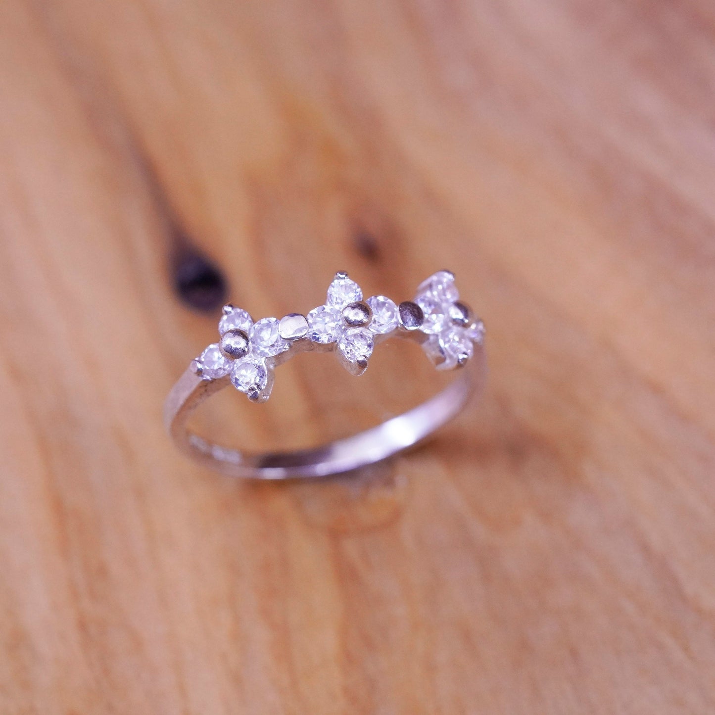 size 5, vtg Sterling 925 silver handmade ring, stackable cz lucky clover band