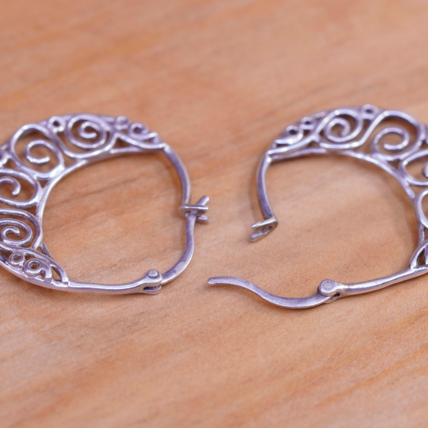 1”, vintage Sterling silver filigree hoop earrings, 925 huggie