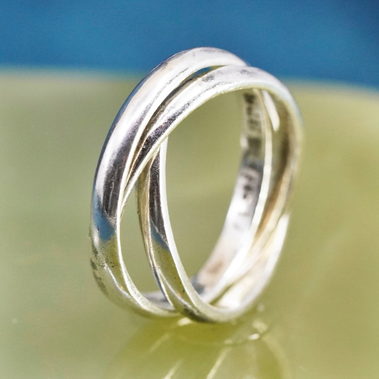 Size 6, vintage Sterling silver handmade ring, 925 entwined band