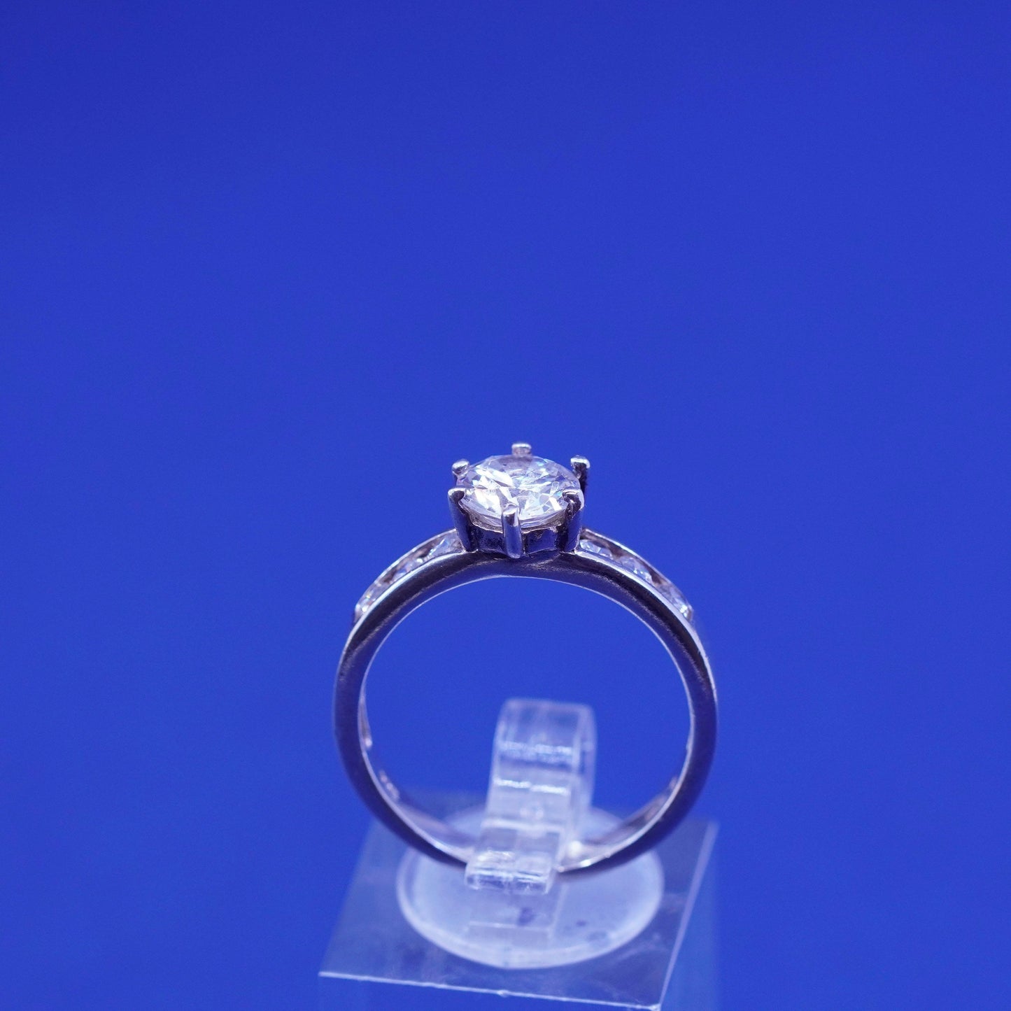 Size 9, vintage Sterling 925 silver engagement ring with clear cz stones