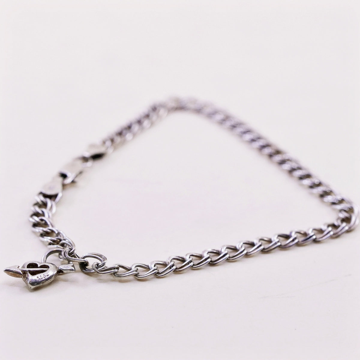 8”, Vintage sterling 925 silver double curb bracelet with arrow heart charm