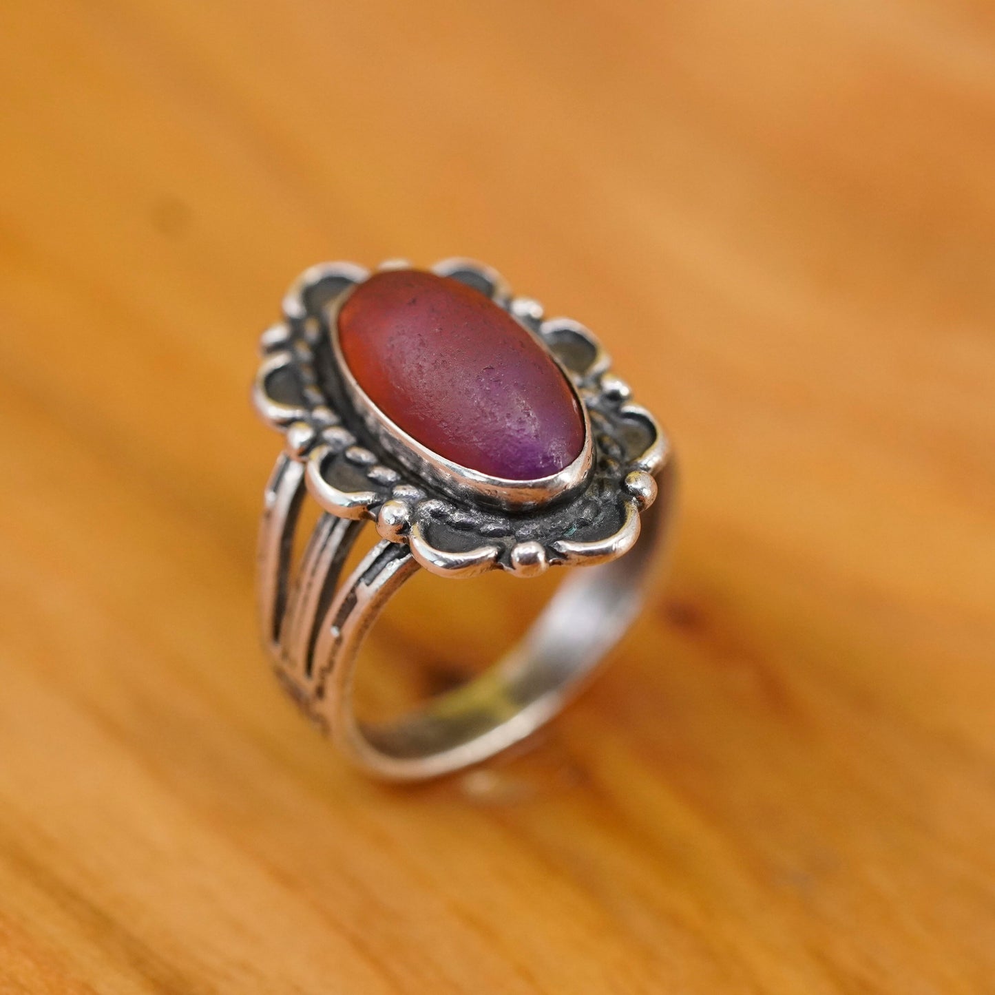 Size 5.5, Sterling 925 silver ring, Native American, Navajo dragon breath glass