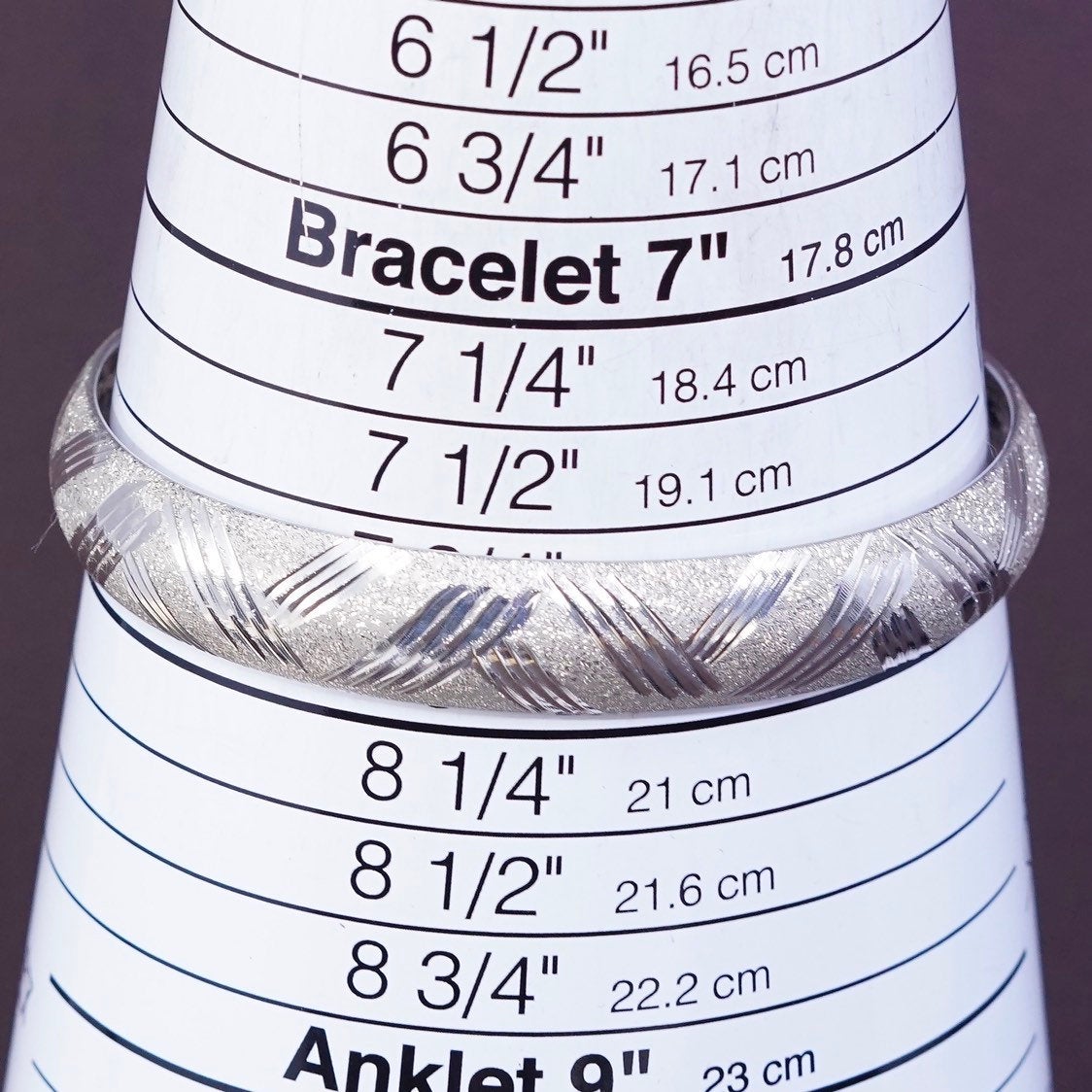 7.75", vtg Sterling silver handmade bracelet, hinged bangle w/ Matt surface
