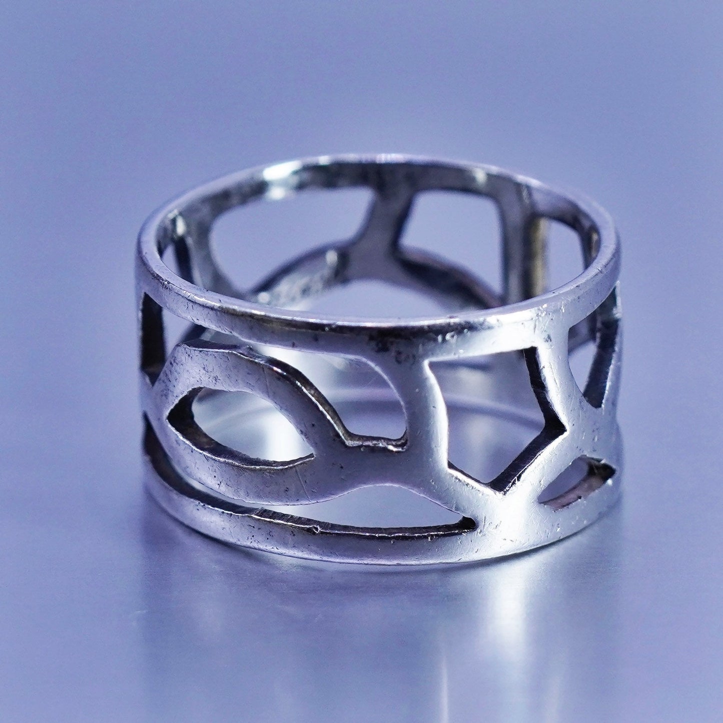 Size 8.5, vintage southwestern Sterling 925 silver handmade ring, filigree band