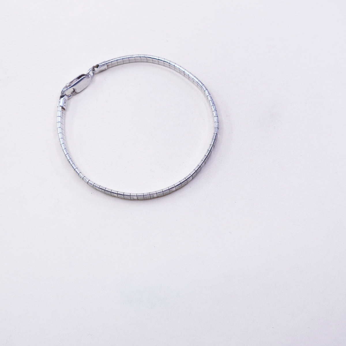 7”, 5mm, Vintage Sterling silver omega bracelet, textured Italy 925 chain