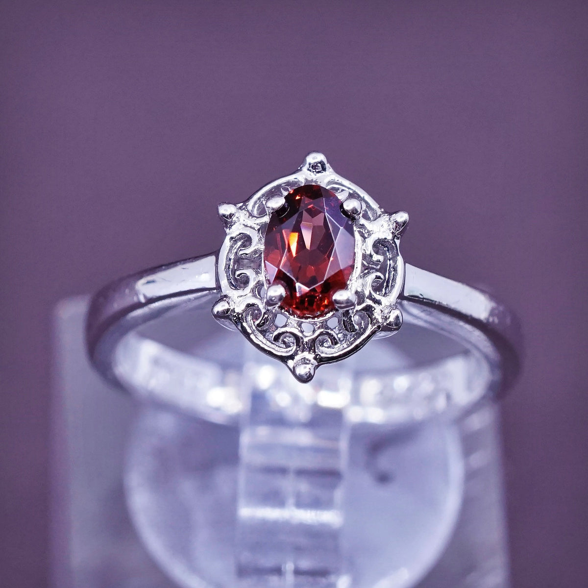 Size 6, vintage Sterling 925 silver ring with oval shaped ruby