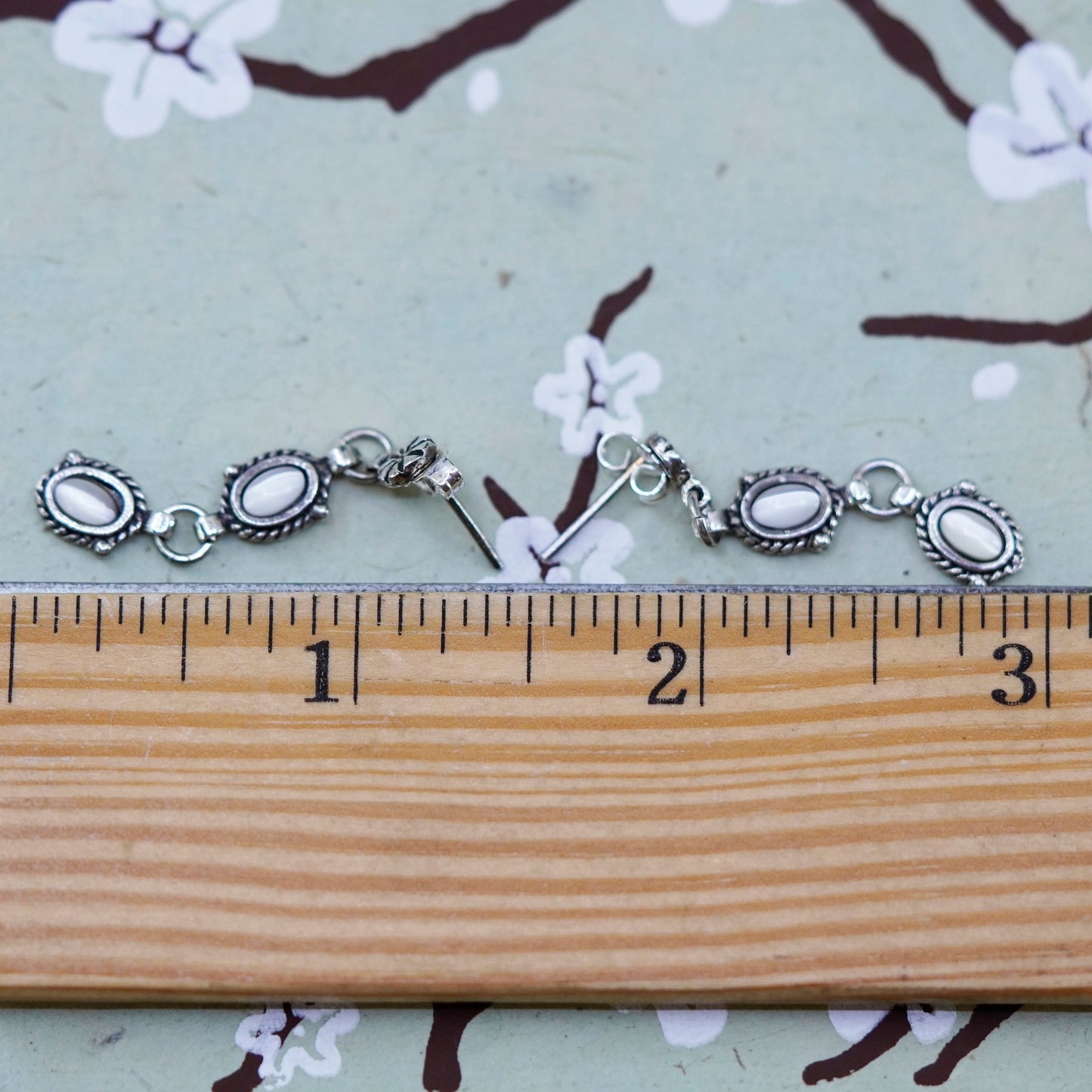 Vintage Sterling 925 silver handmade cable earrings with cats eye
