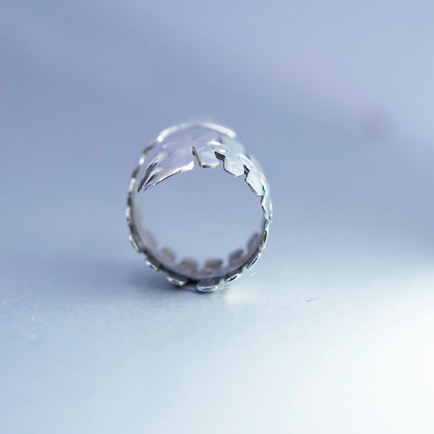 Size 7, southwestern Sterling 925 silver handmade ring, wrap fish bone band