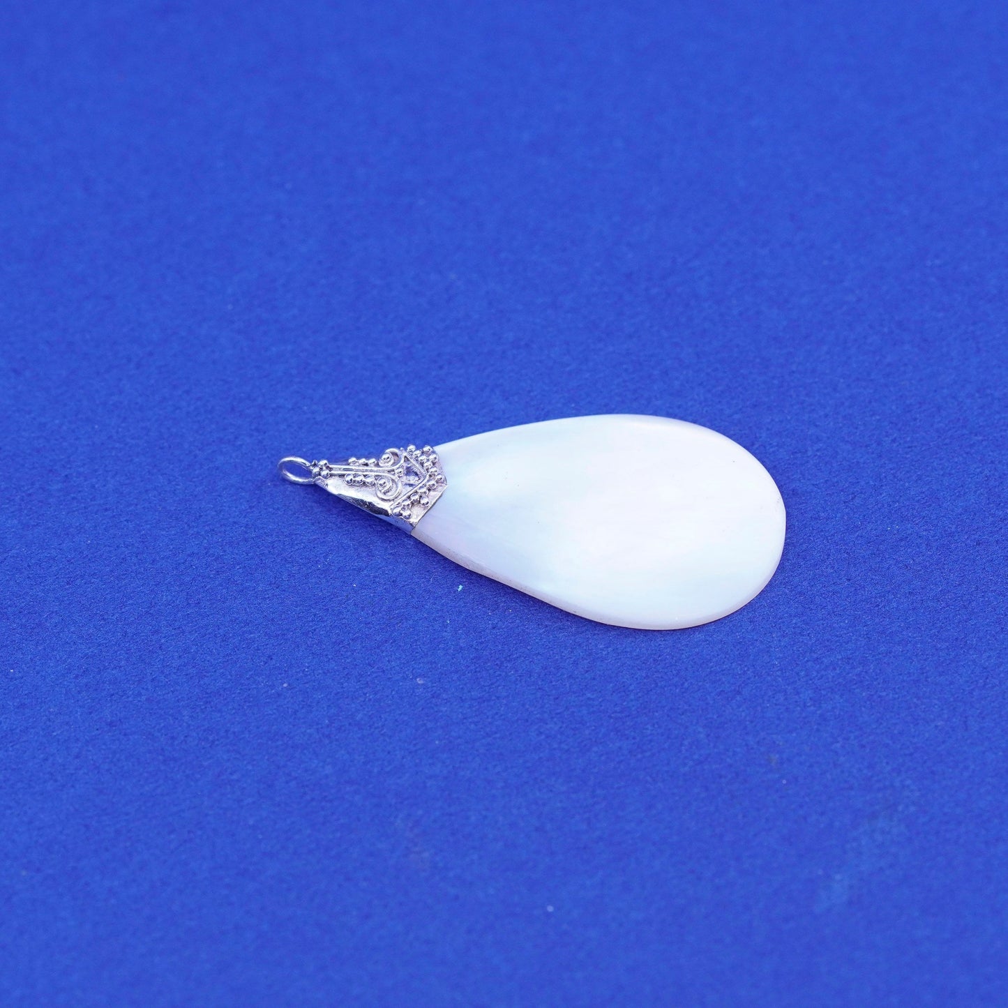 Vintage sterling 925 silver handmade pendant with teardrop mother of pearl