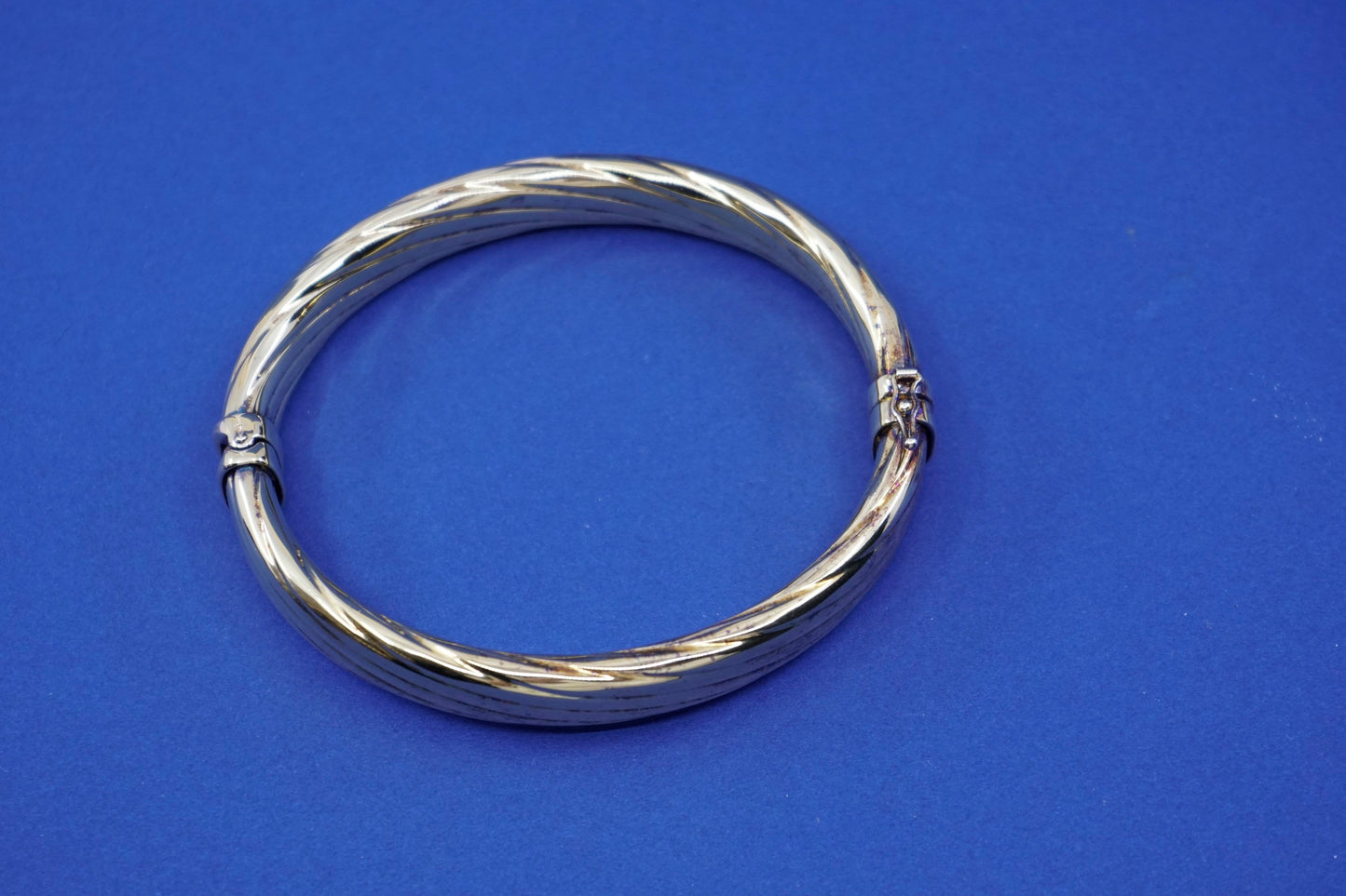 7.75”, Vermeil gold over sterling silver bracelet, 925 twisted cable bangle