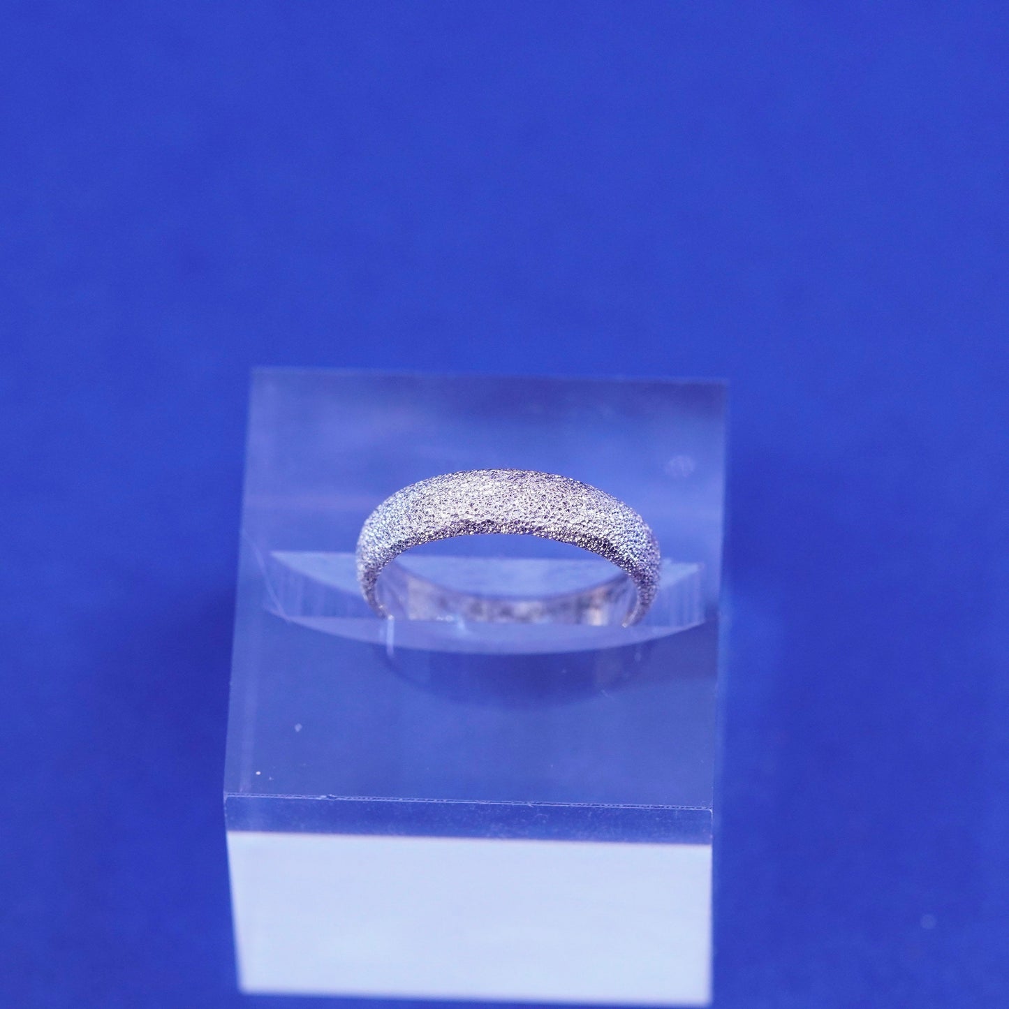 Size 5.25, Sterling silver ring, southwestern 925 glittering textured band