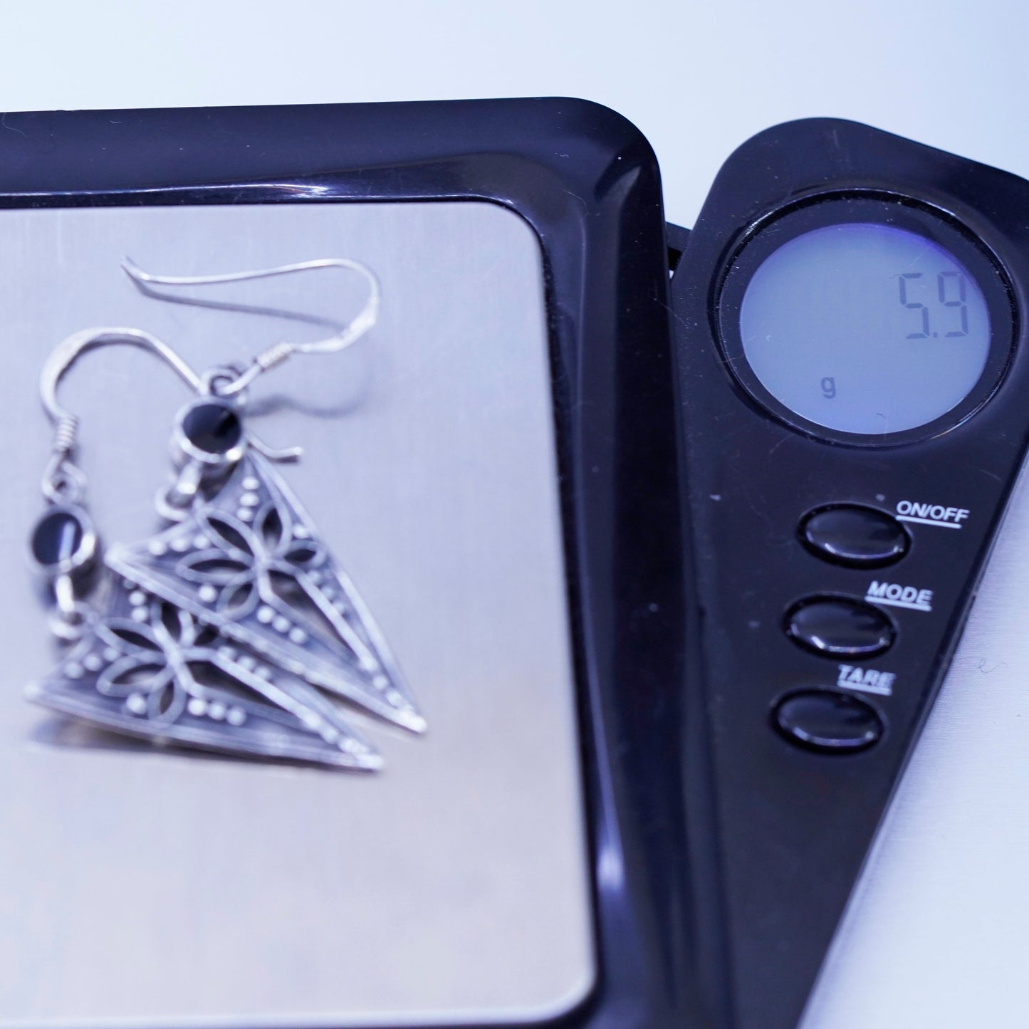 Vintage Sterling 925 silver handmade arrow earrings with black onyx and beads